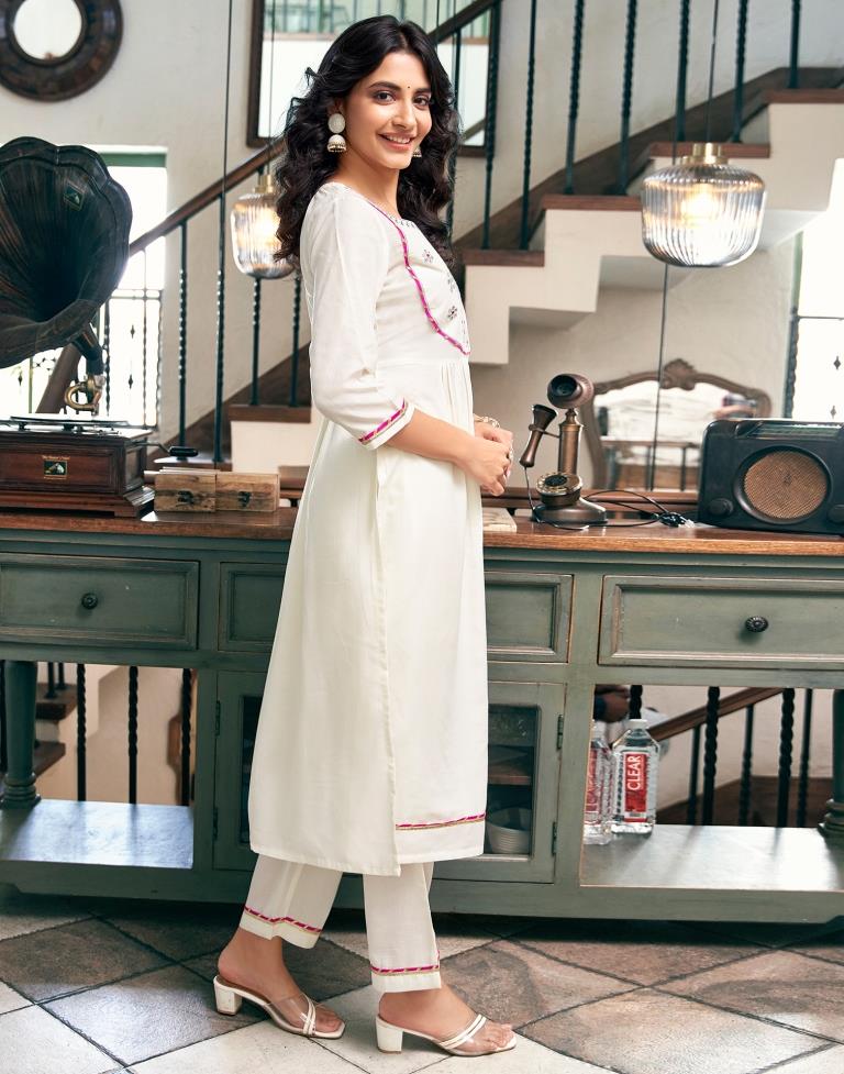 Cream Plain Chinnon Flared Kurta Set With Dupatta