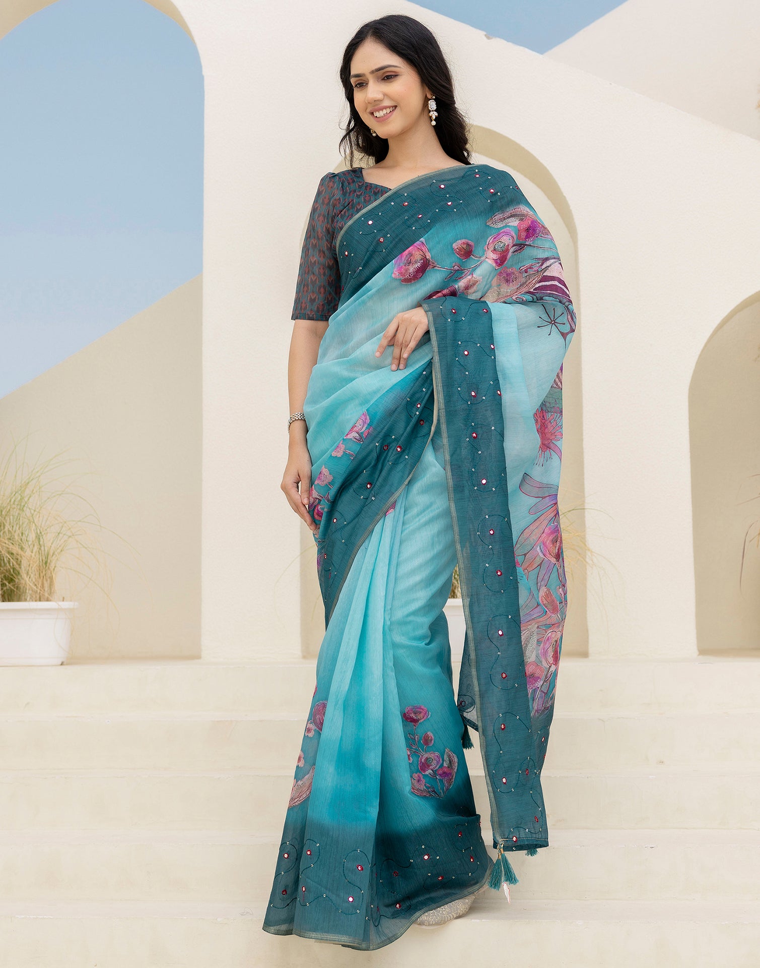 Green Cotton Embroidery Floral Printed Saree
