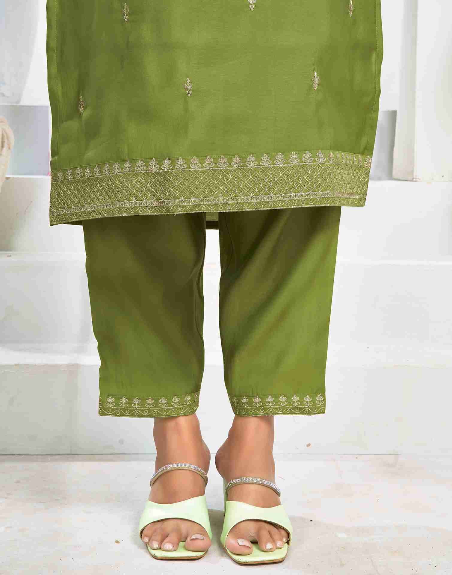 Green Chanderi Embroidery Straight Kurta Set With Dupatta