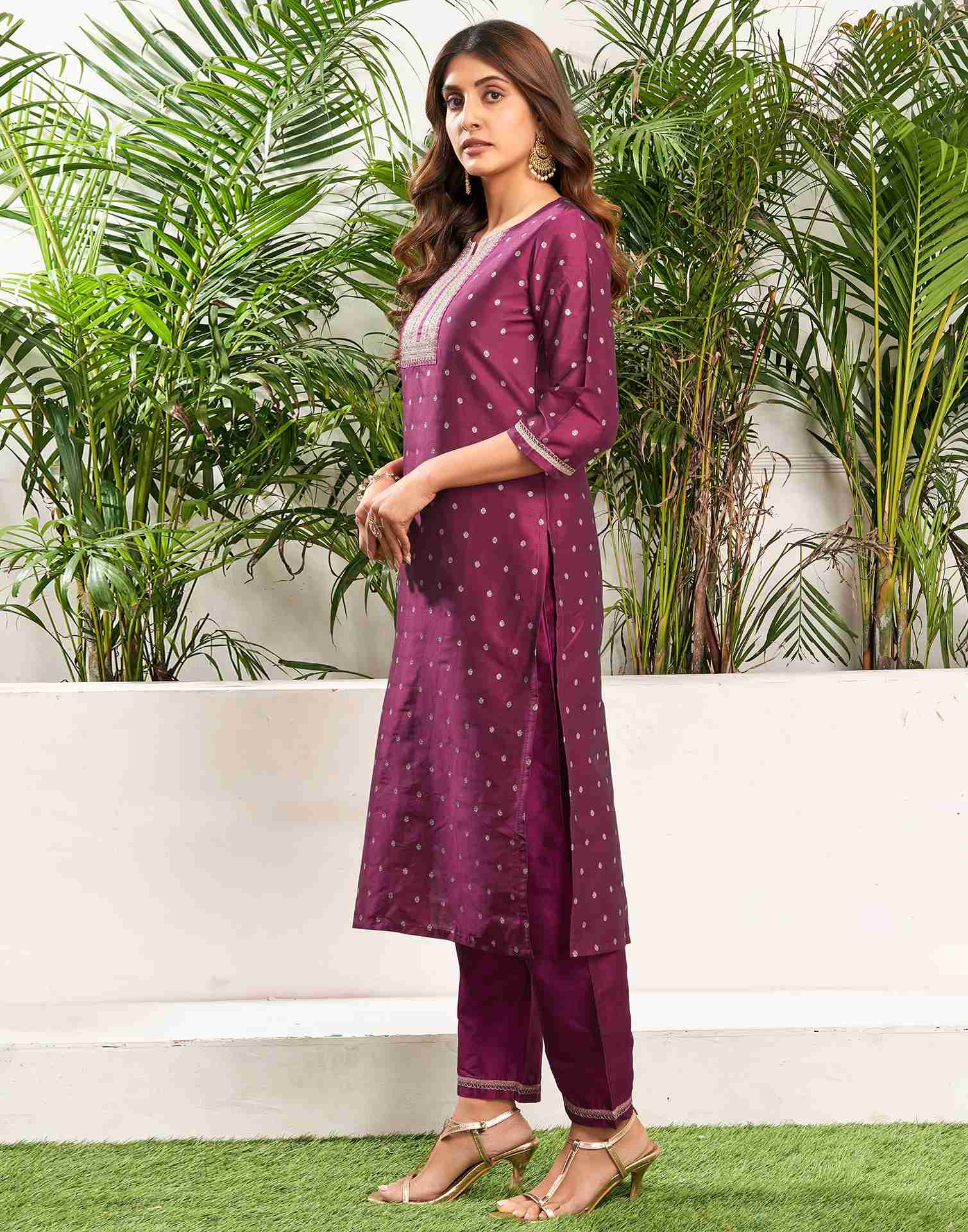 Dark Magenta Taffeta Embroidery Straight Kurta Set With Dupatta