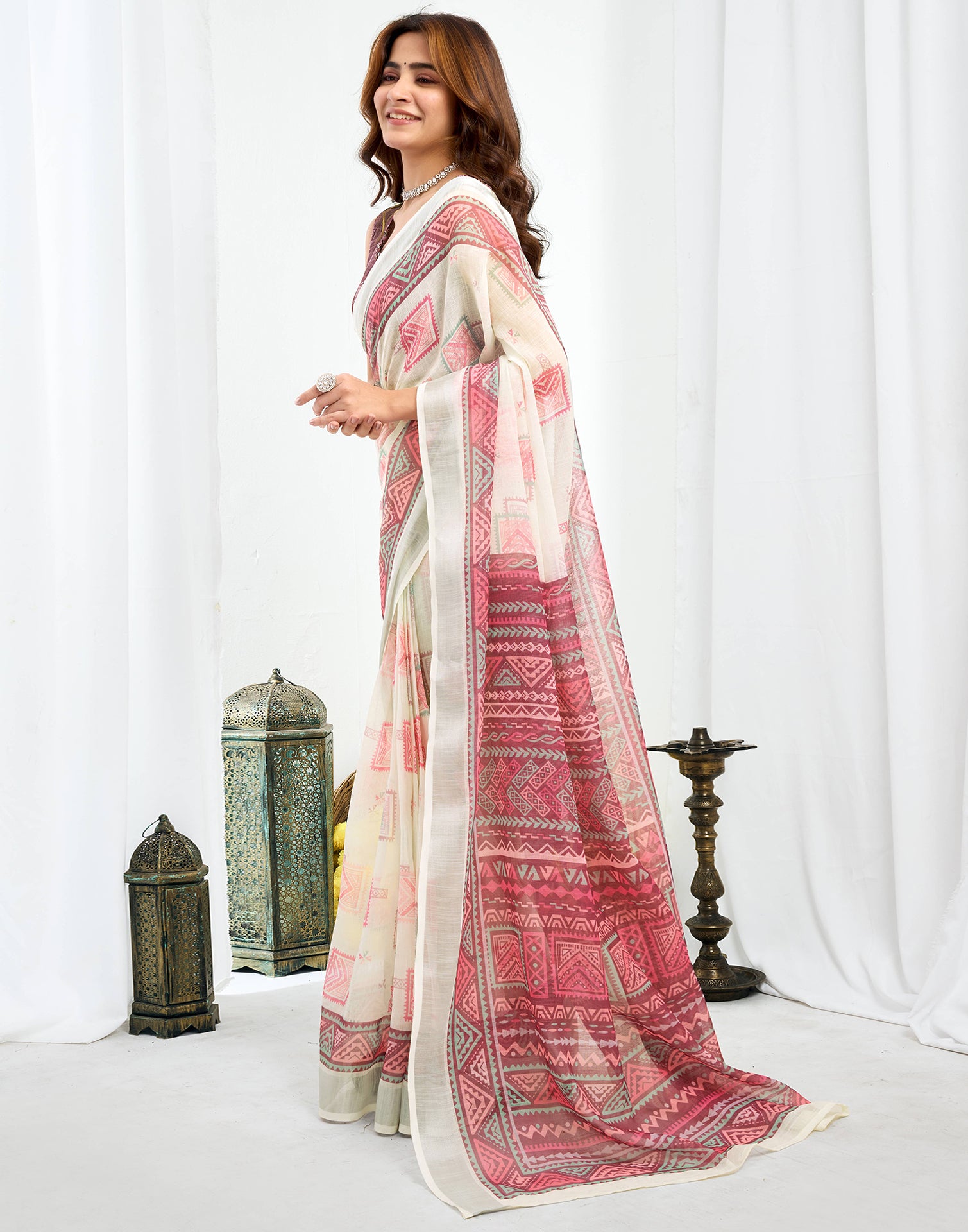 Ready To Wear Off White Printed Linen Saree