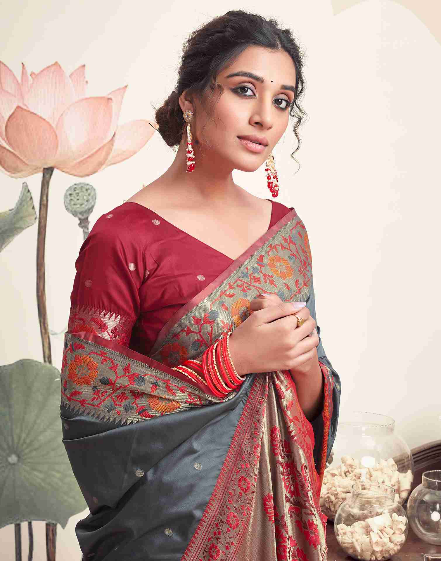 Grey Silk Woven Paithani Saree