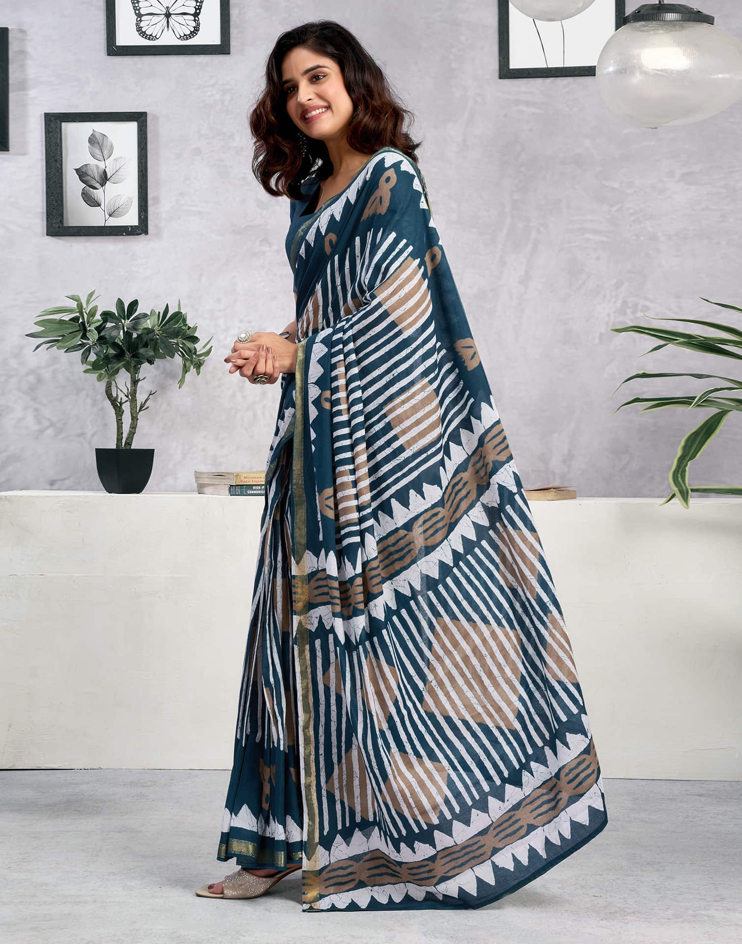 Ready To Wear Rama Blue Cotton Printed Saree