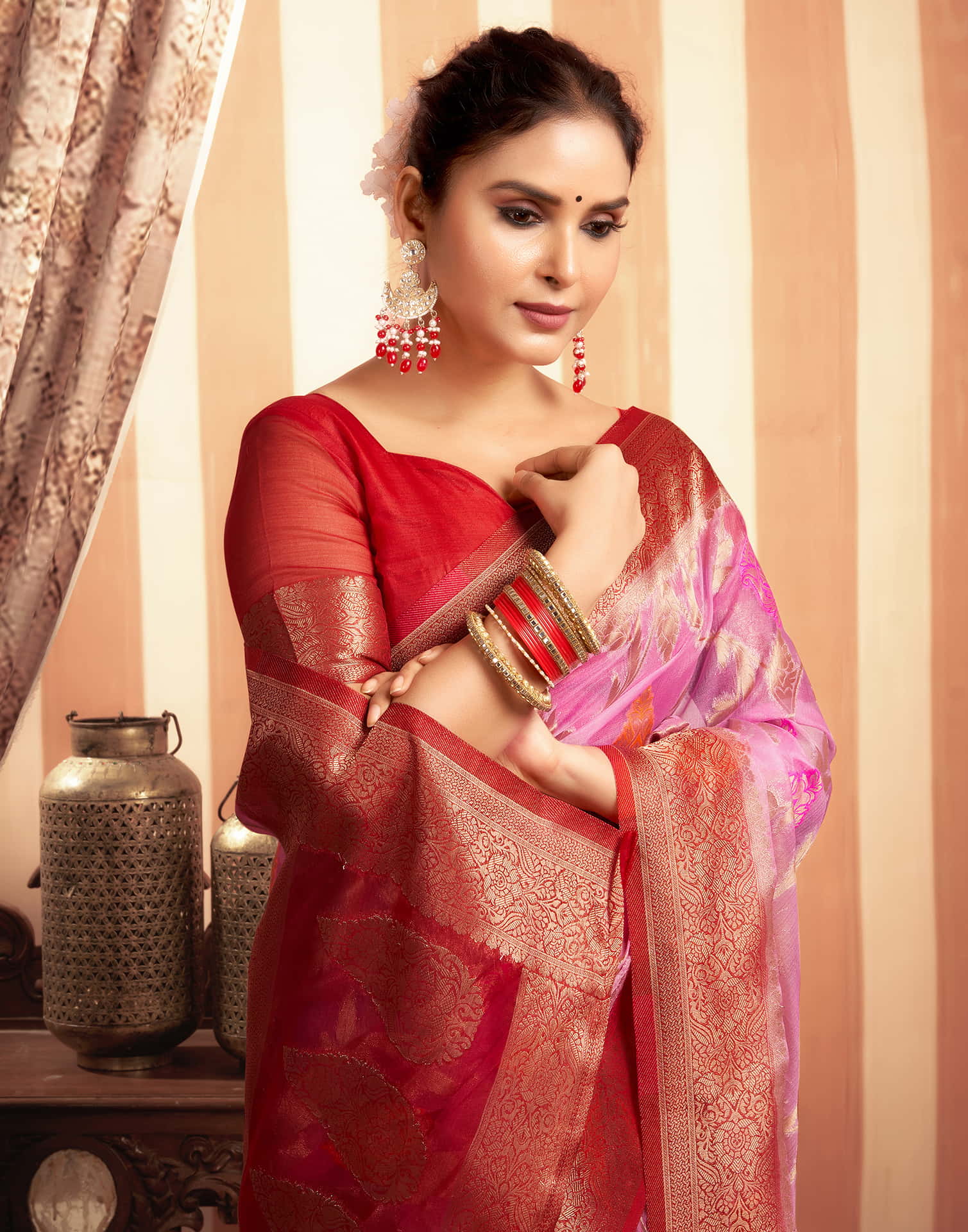 Light Purple Organza Jacquard Woven Saree
