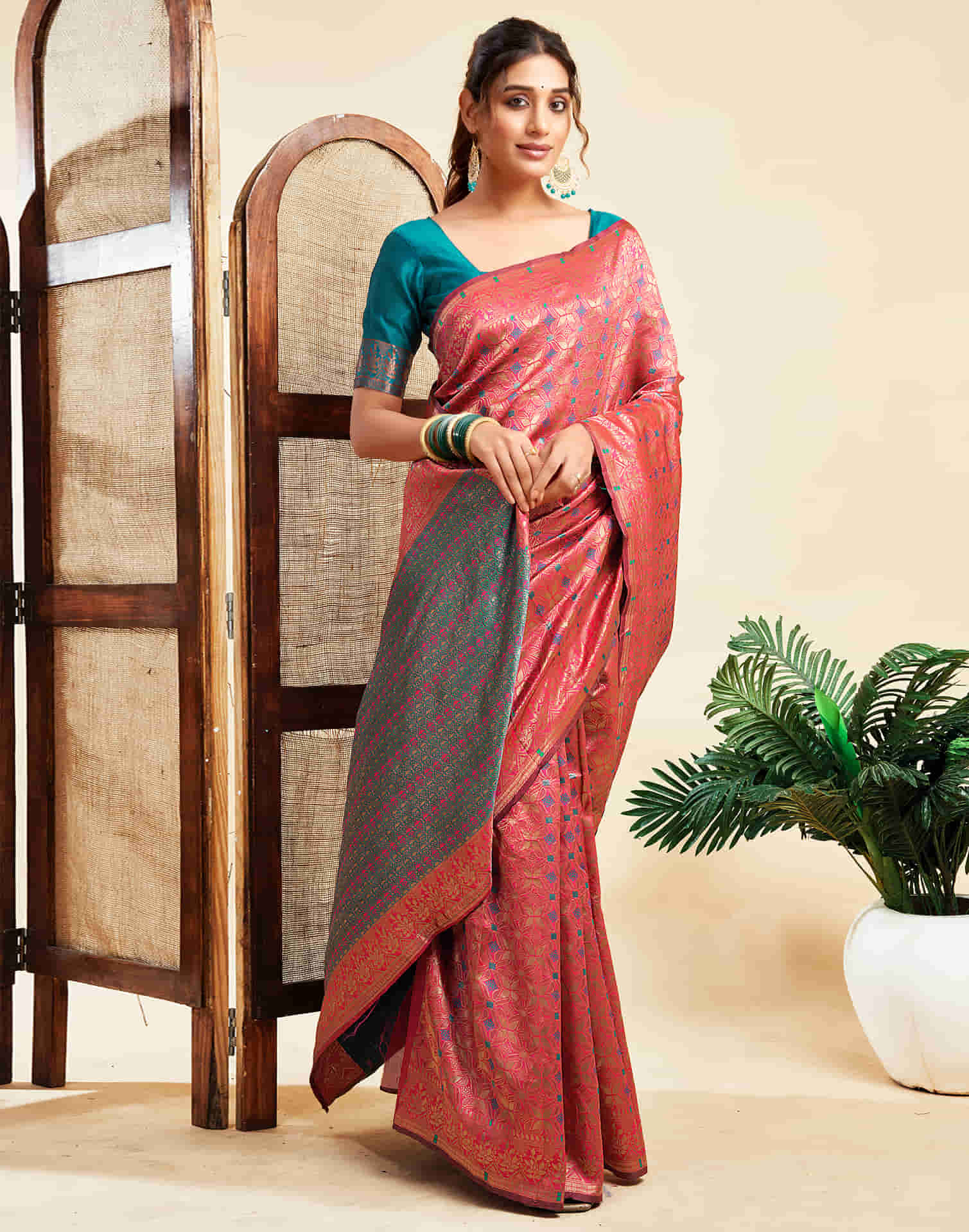 Rani Pink Silk Woven Saree