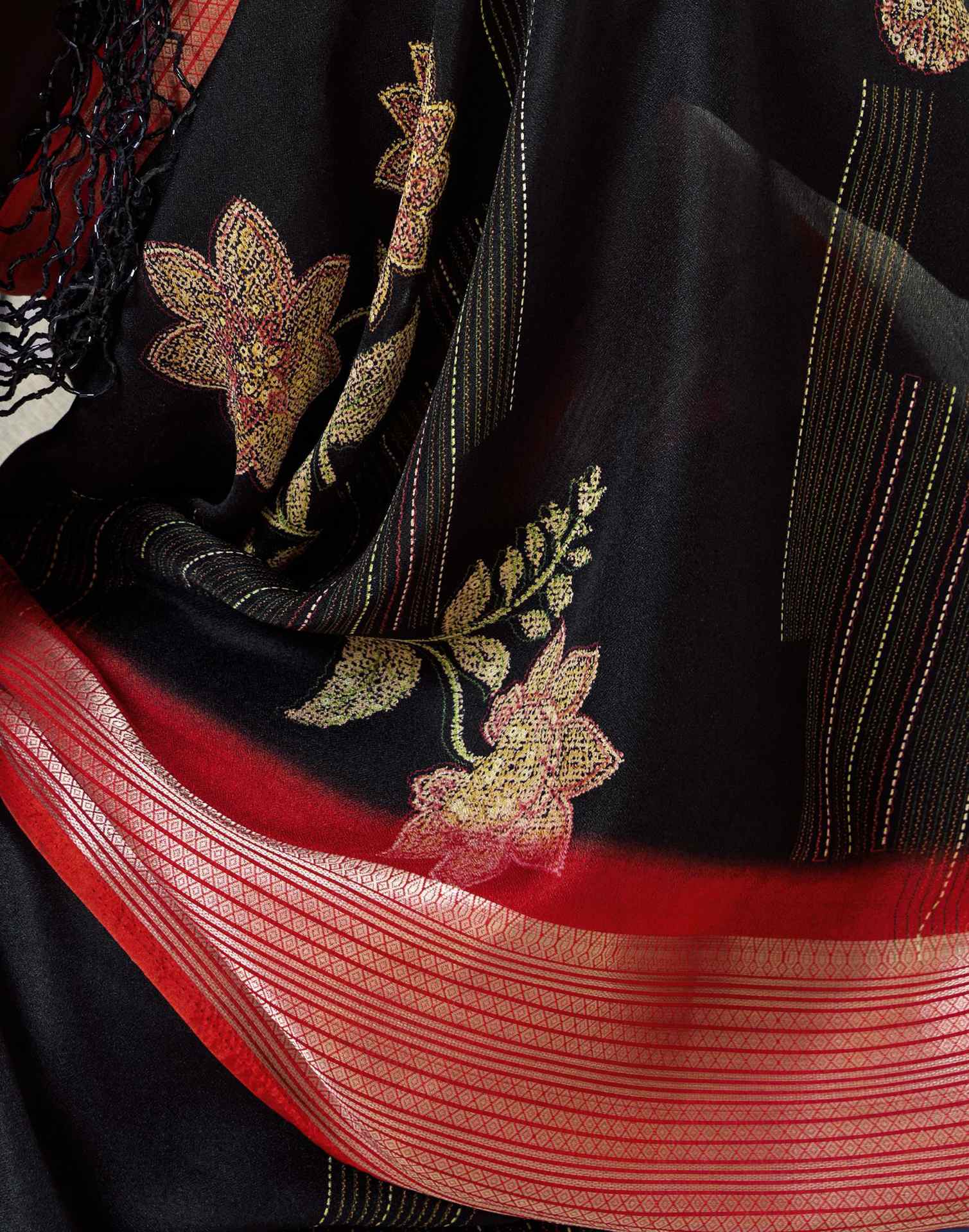 Black Floral Printed Georgette Saree