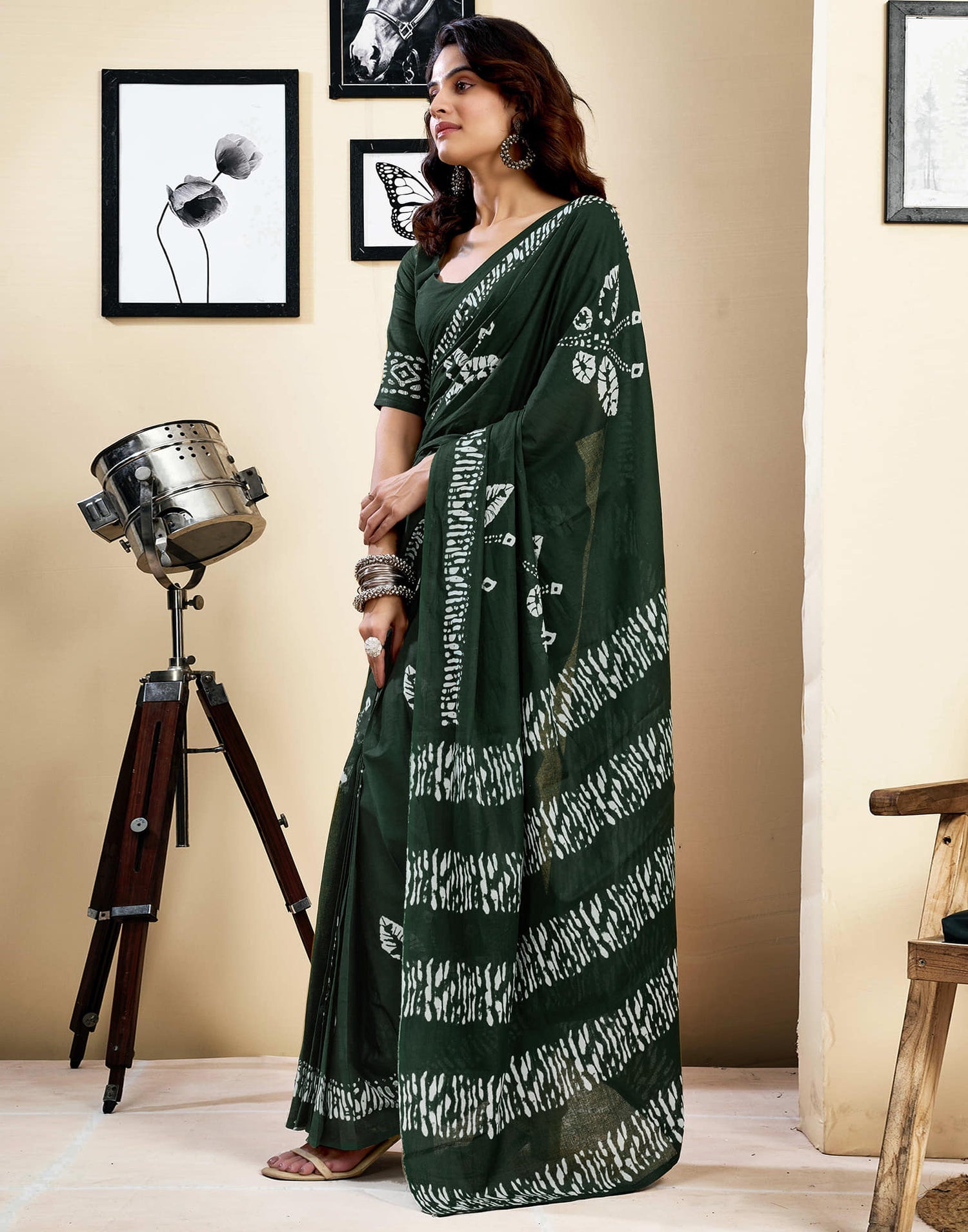 Ready To Wear Dark Green Pure Cotton Printed Saree With Pocket