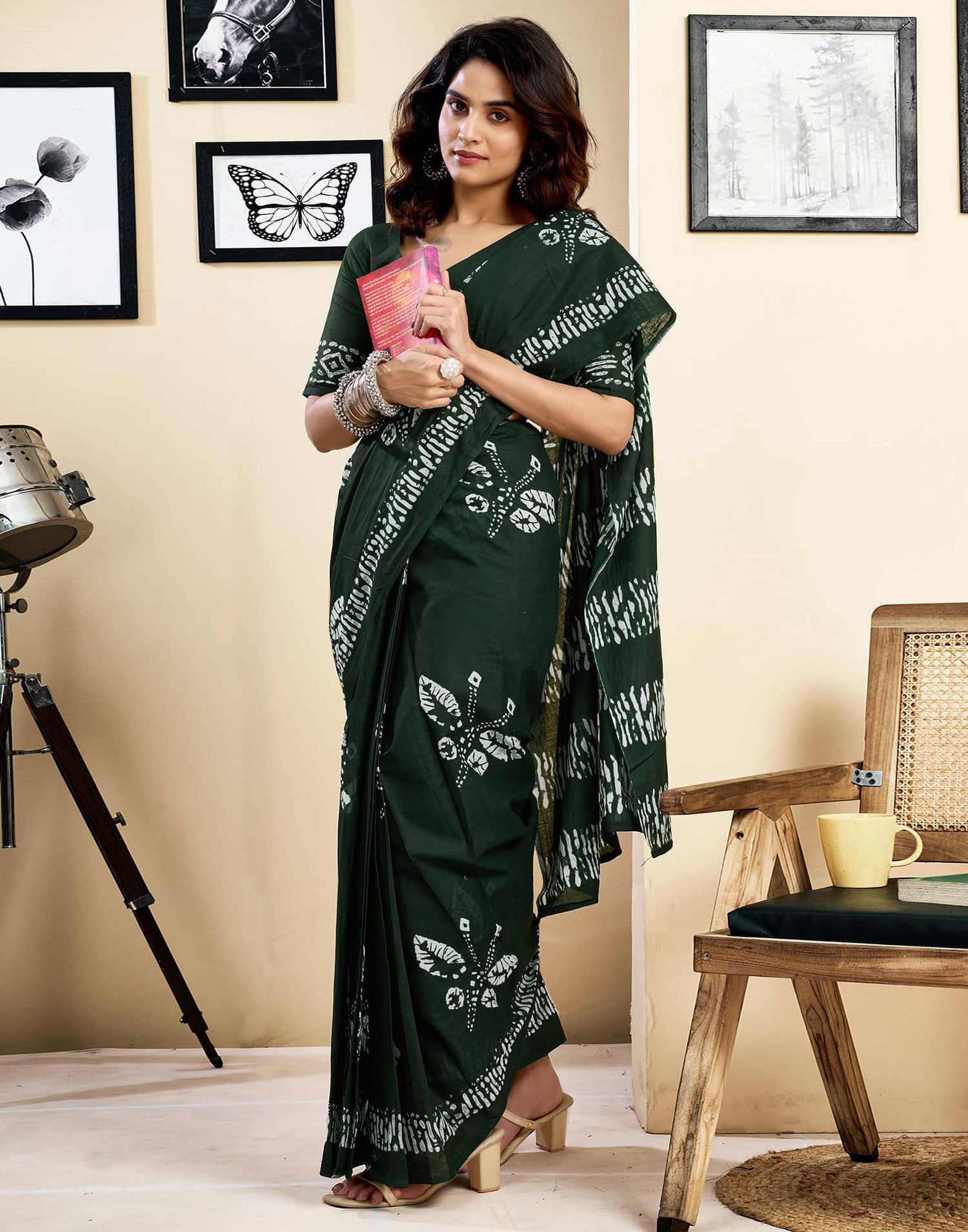 Ready To Wear Dark Green Pure Cotton Printed Saree With Pocket