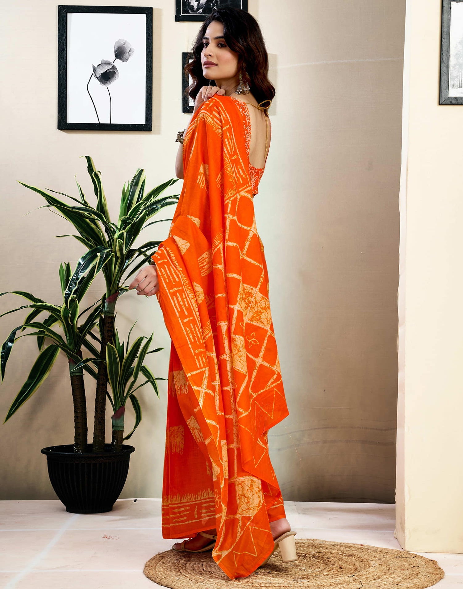 Ready To Wear Orange Pure Cotton Printed Saree With Pocket