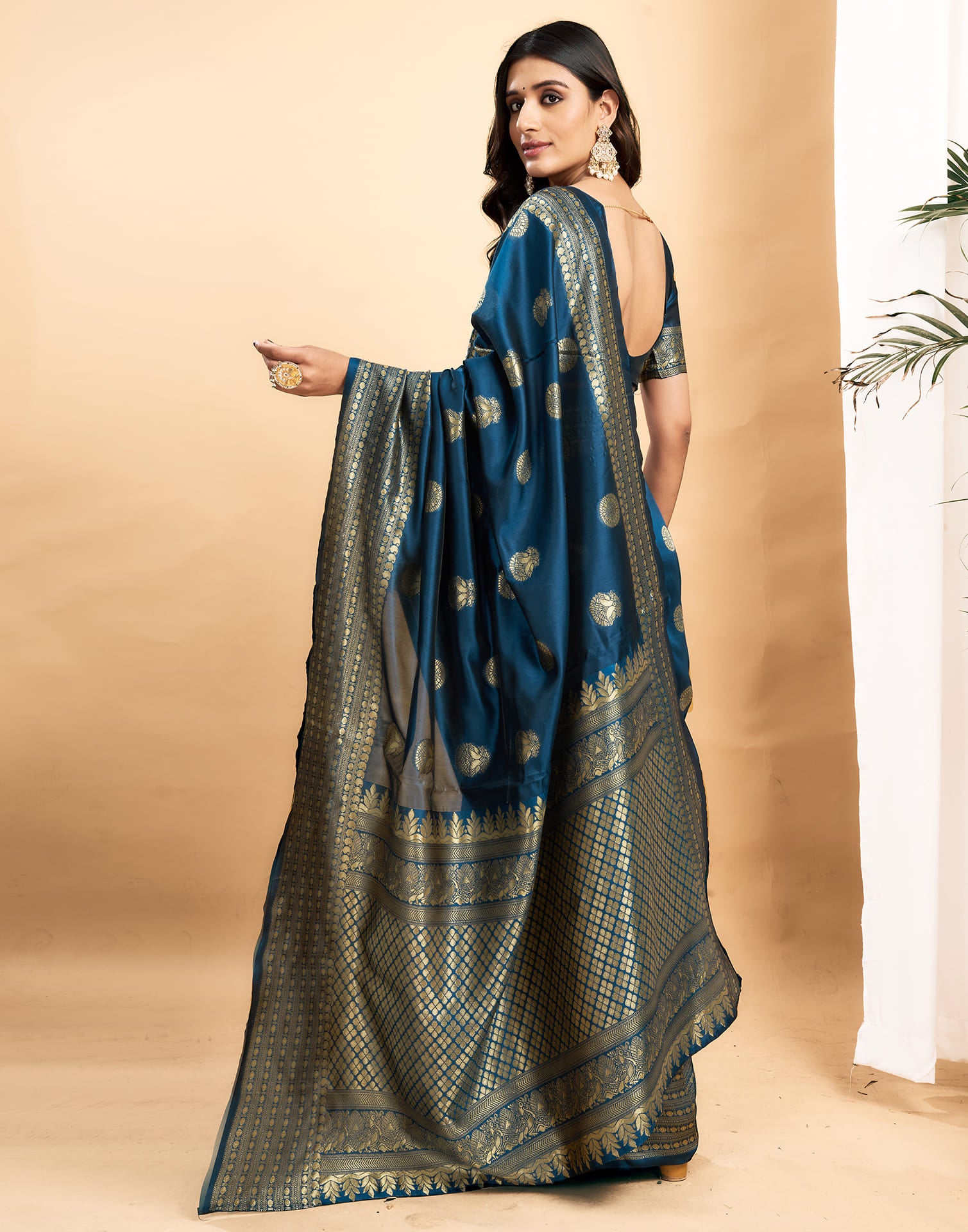 Blue Silk Blend Woven Kanjivaram Saree