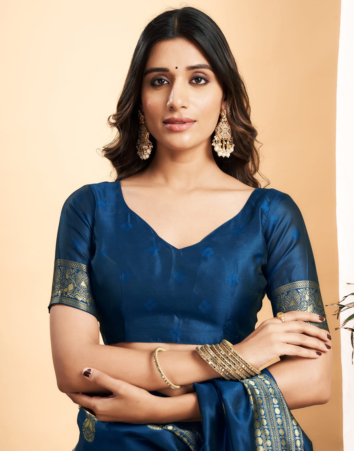 Blue Silk Blend Woven Kanjivaram Saree