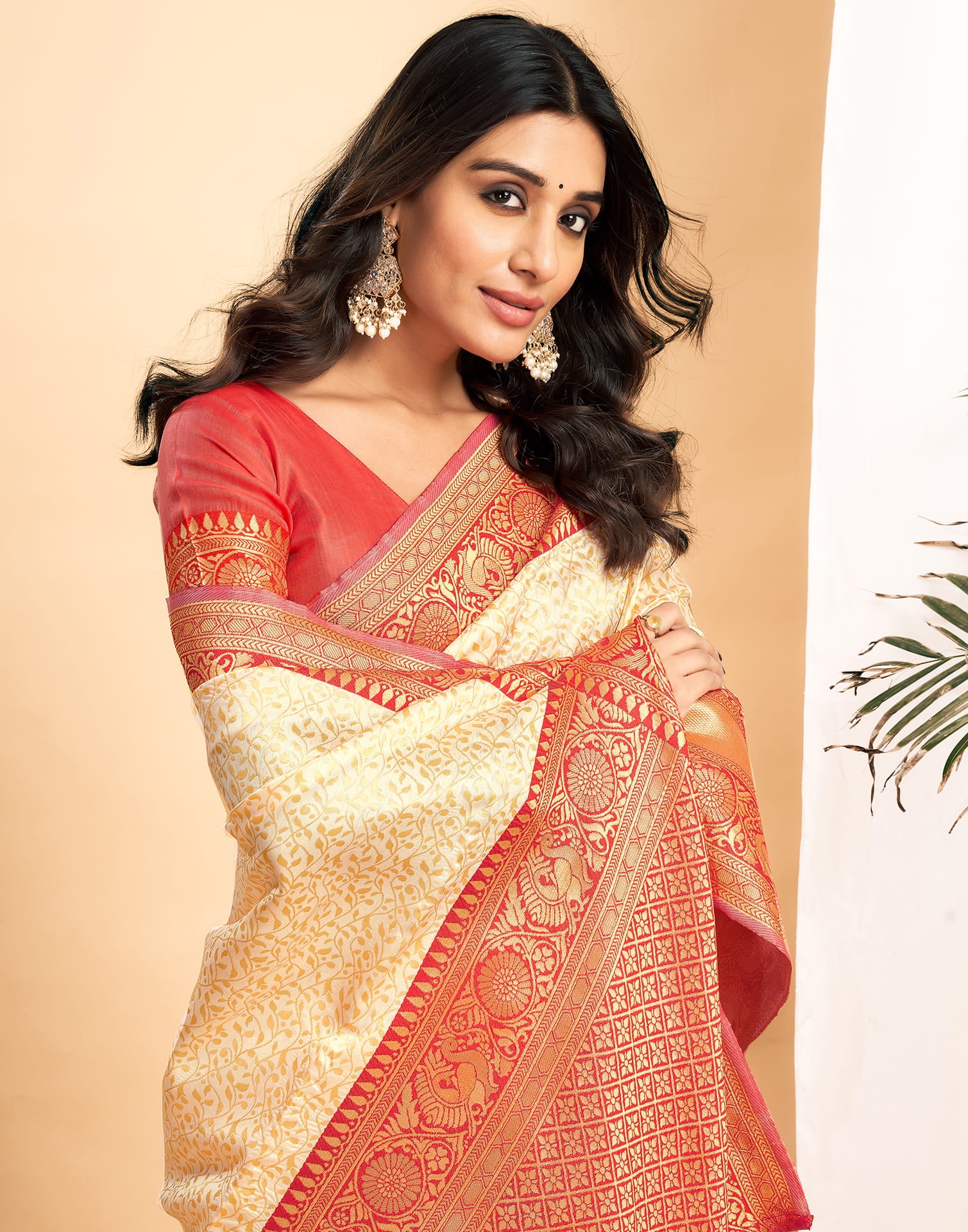 Cream Silk Blend Woven Kanjivaram Saree