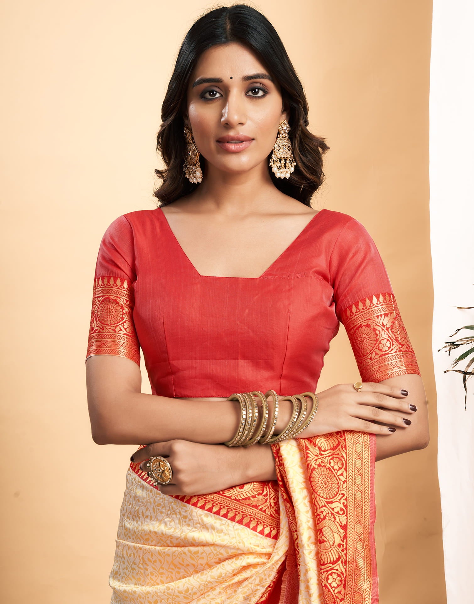 Cream Silk Blend Woven Kanjivaram Saree