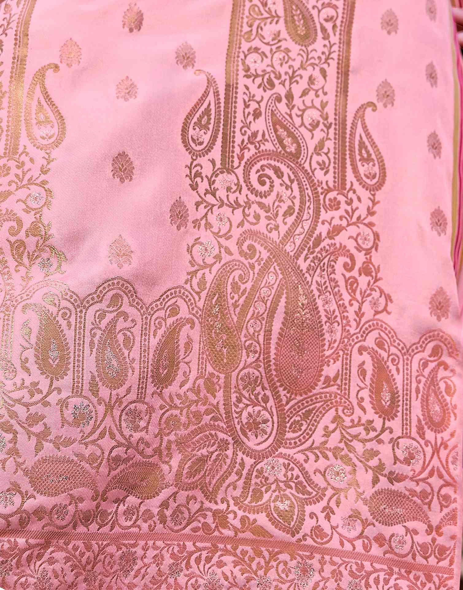 Rose Pink Jacquard Silk Saree