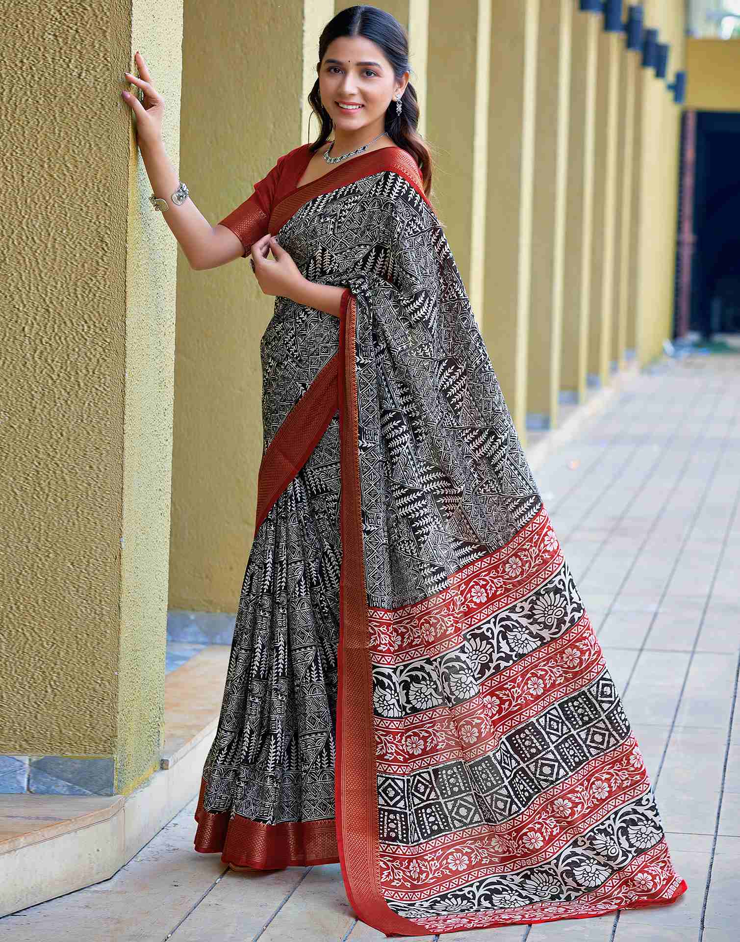 Black Printed Cotton Blend Saree