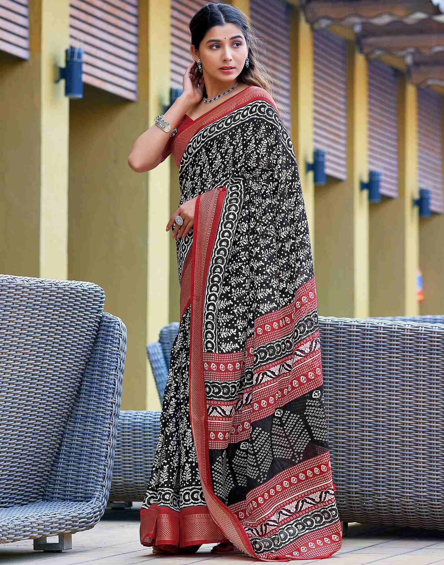 Black Printed Cotton Blend Saree