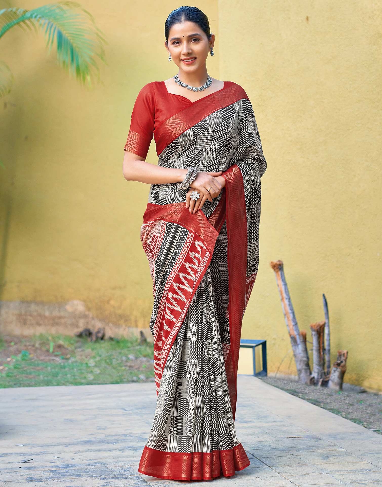 Black Printed Cotton Blend Saree