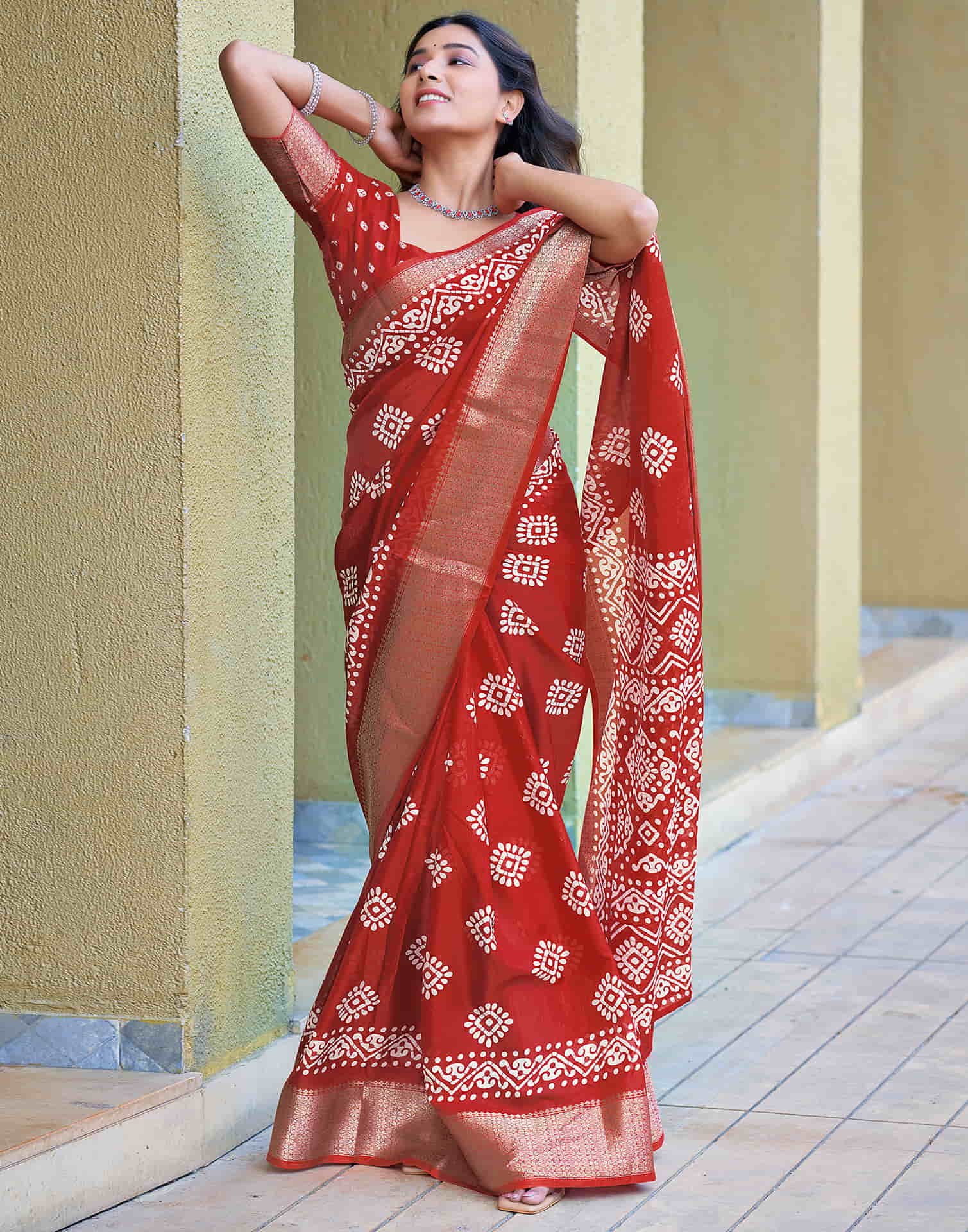 Red Cotton Blend Printed Saree