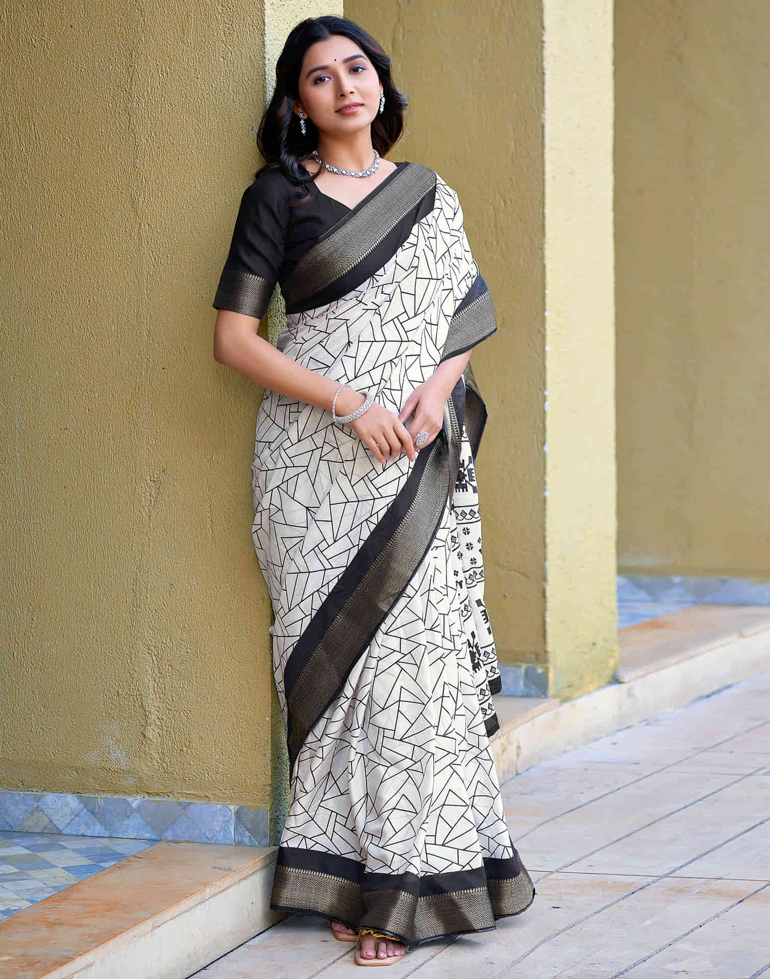 White Cotton Blend Printed Saree