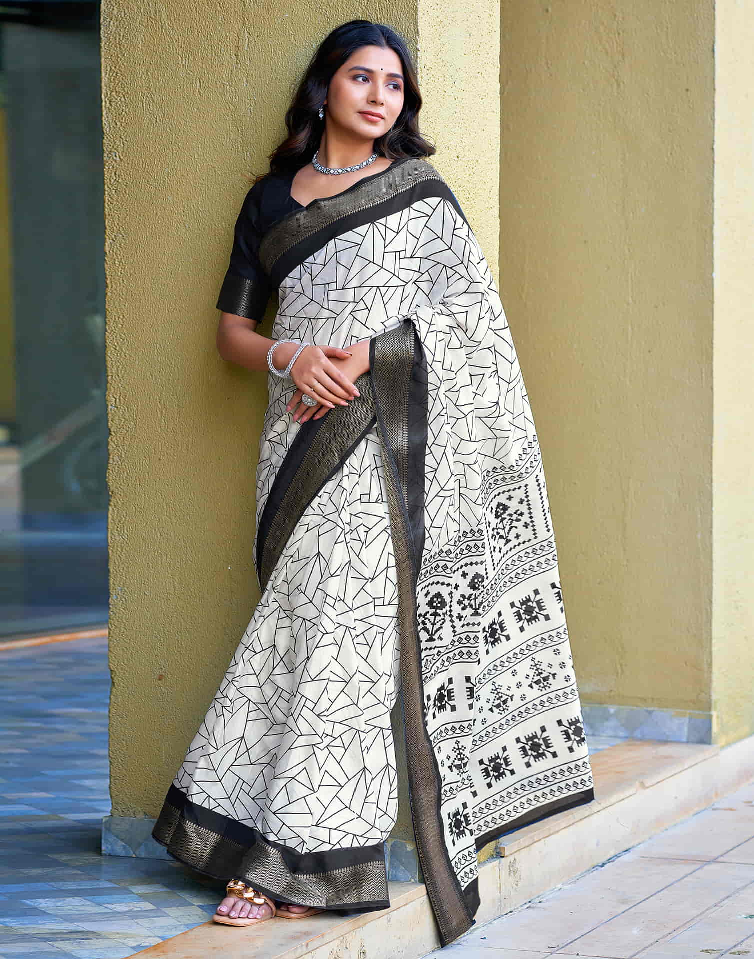 White Cotton Blend Printed Saree