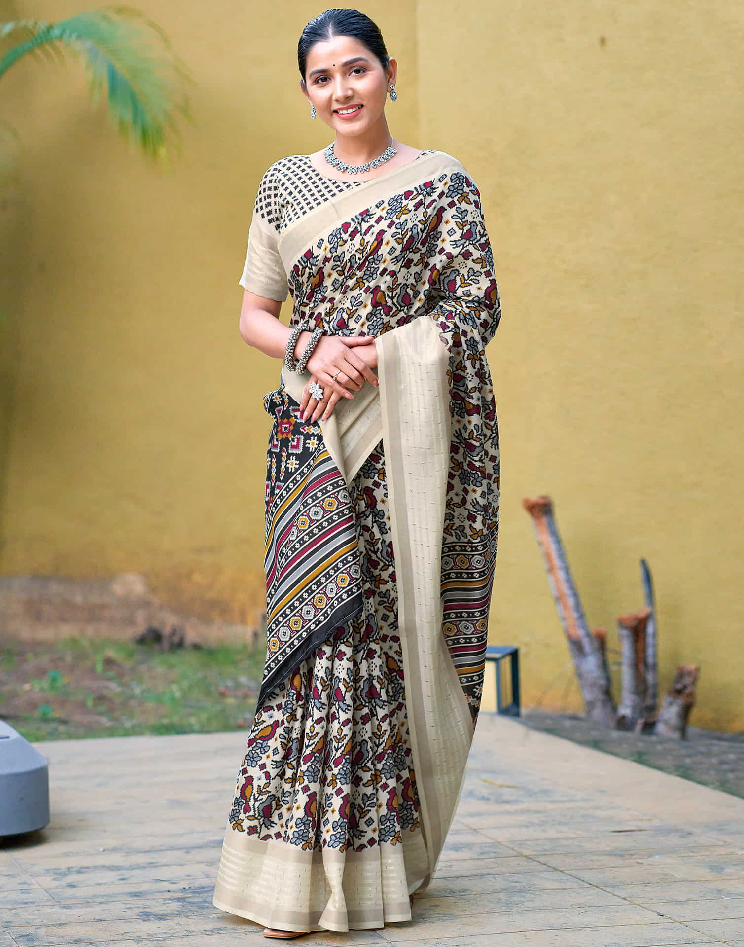 Beige Cotton Blend Printed Saree
