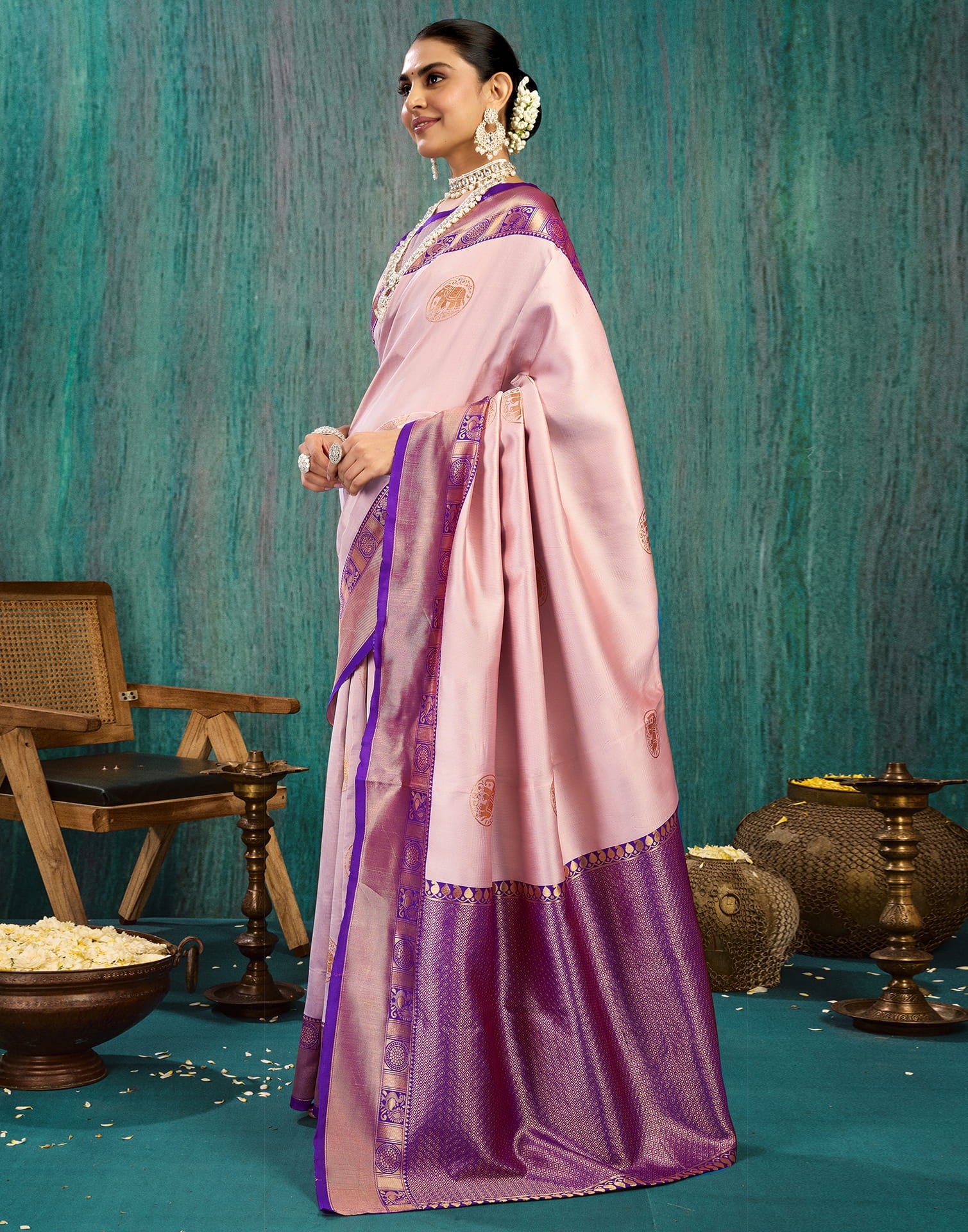 Pink Silk Blend Woven Saree