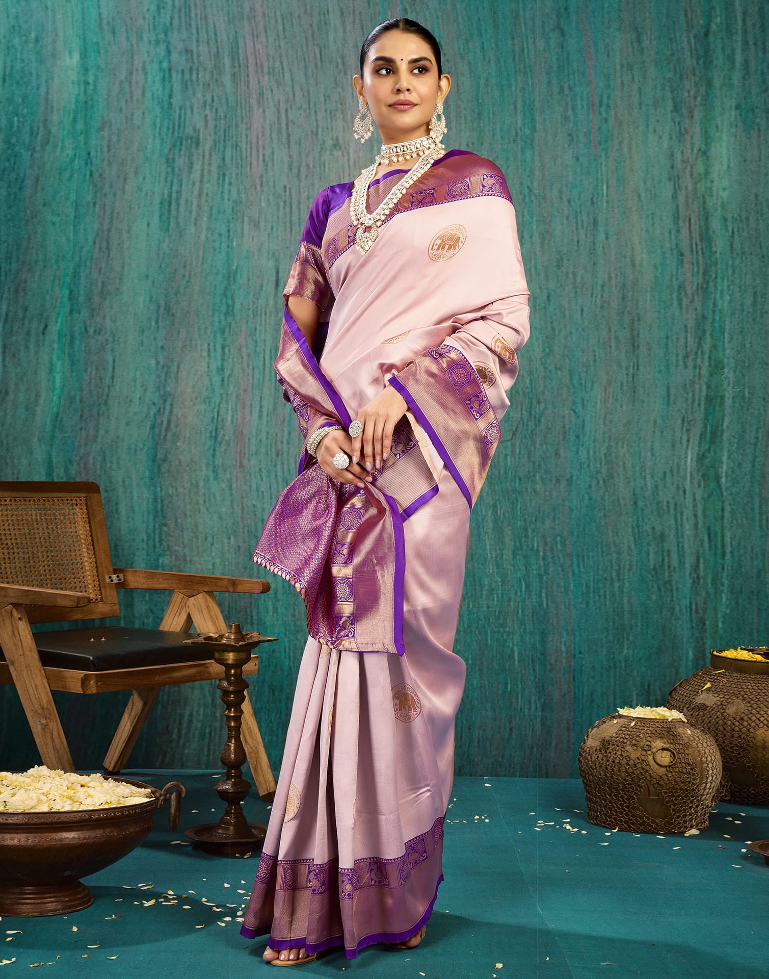 Pink Silk Blend Woven Saree