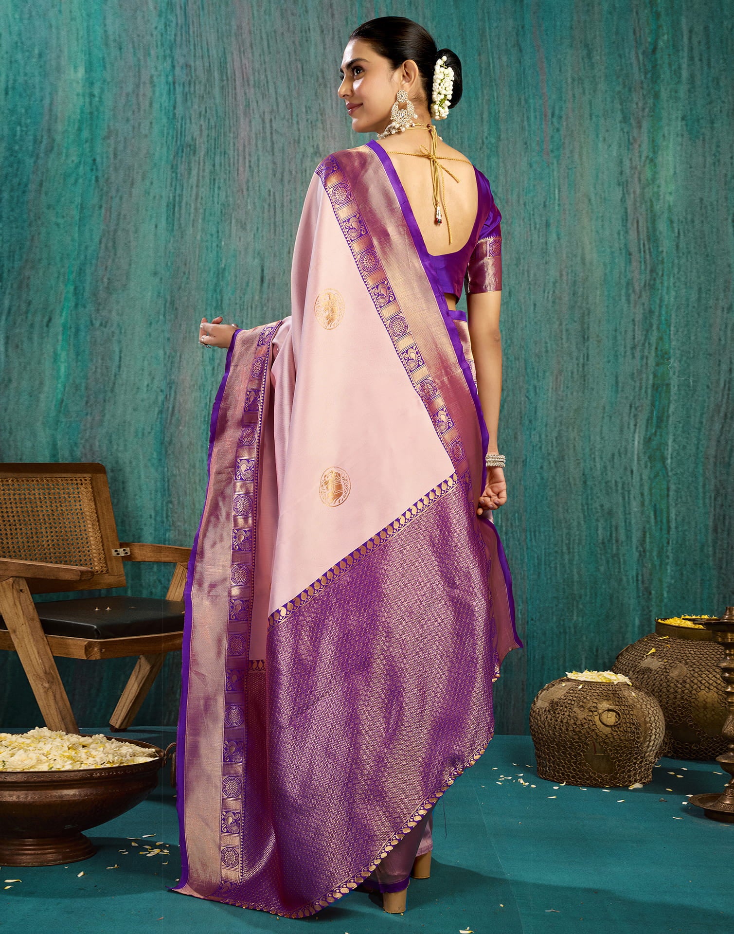Pink Silk Blend Woven Saree