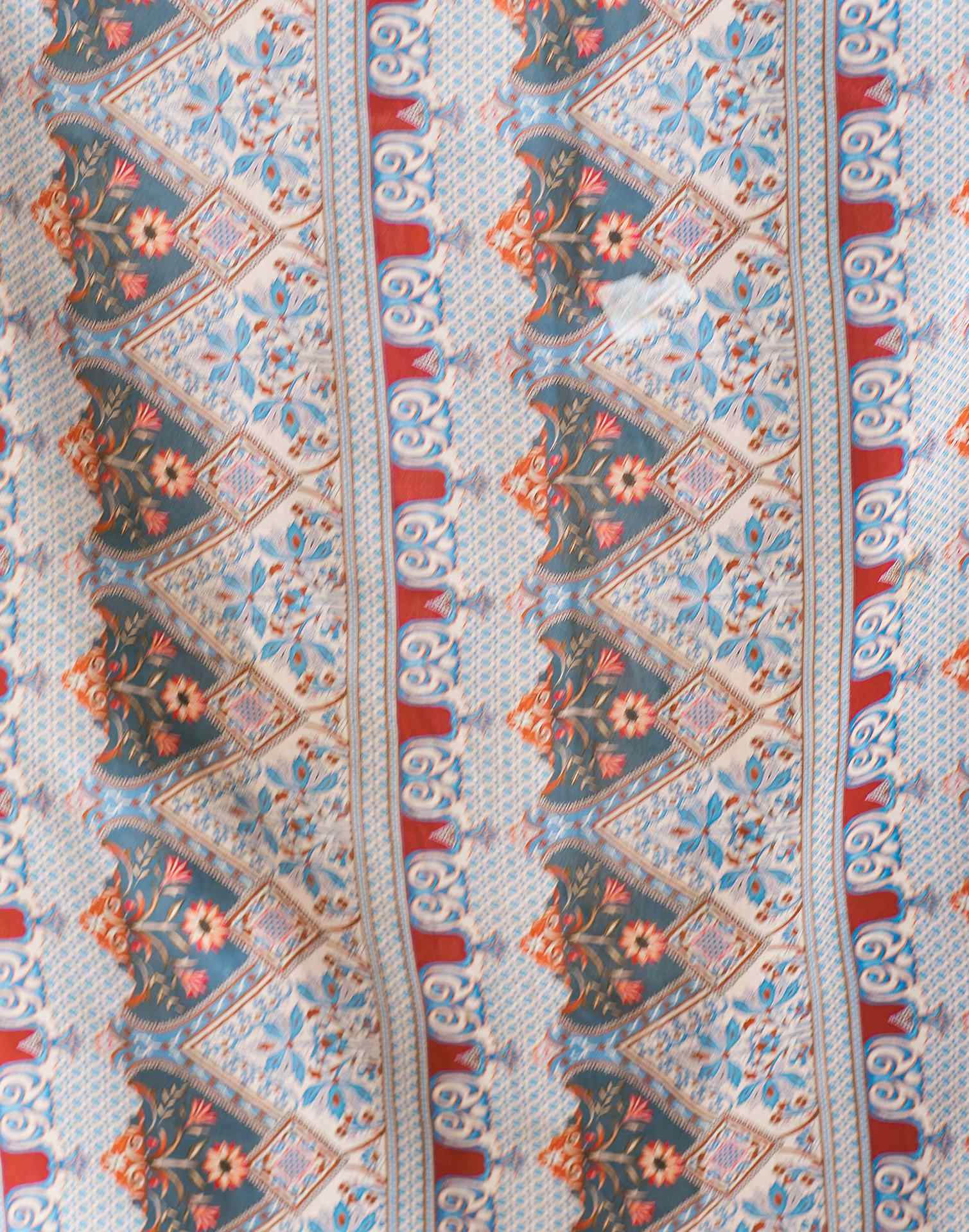 Grey Silk Blend Printed Saree
