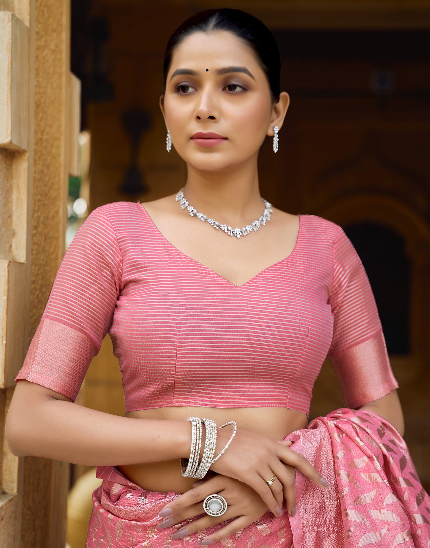 Pink Silk Blend Woven Banarasi Saree