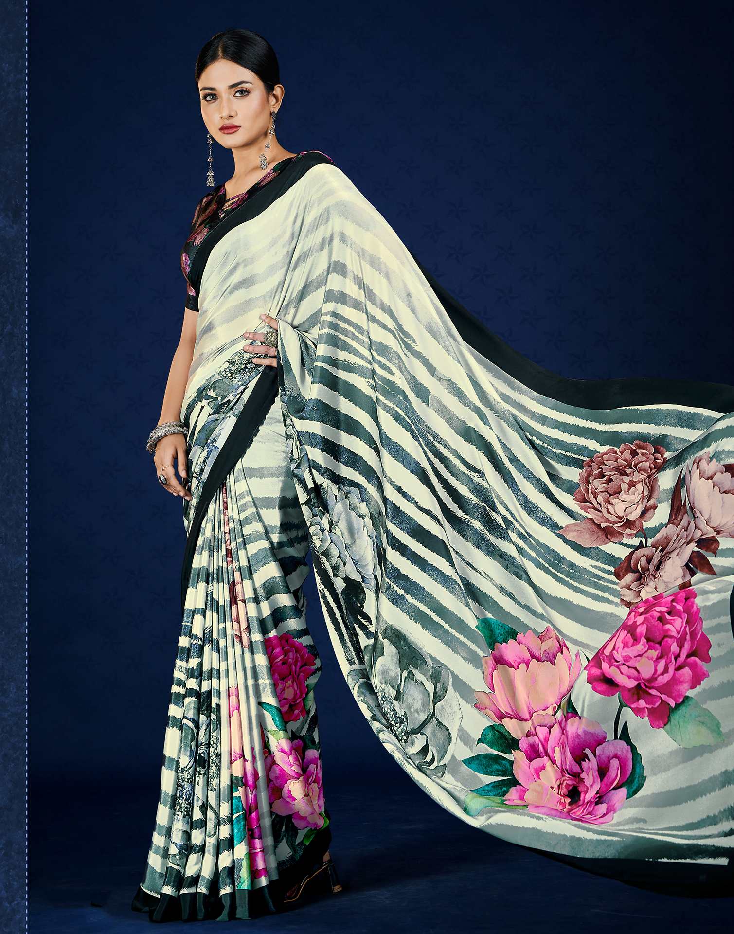 White Polyester Printed Printed Saree