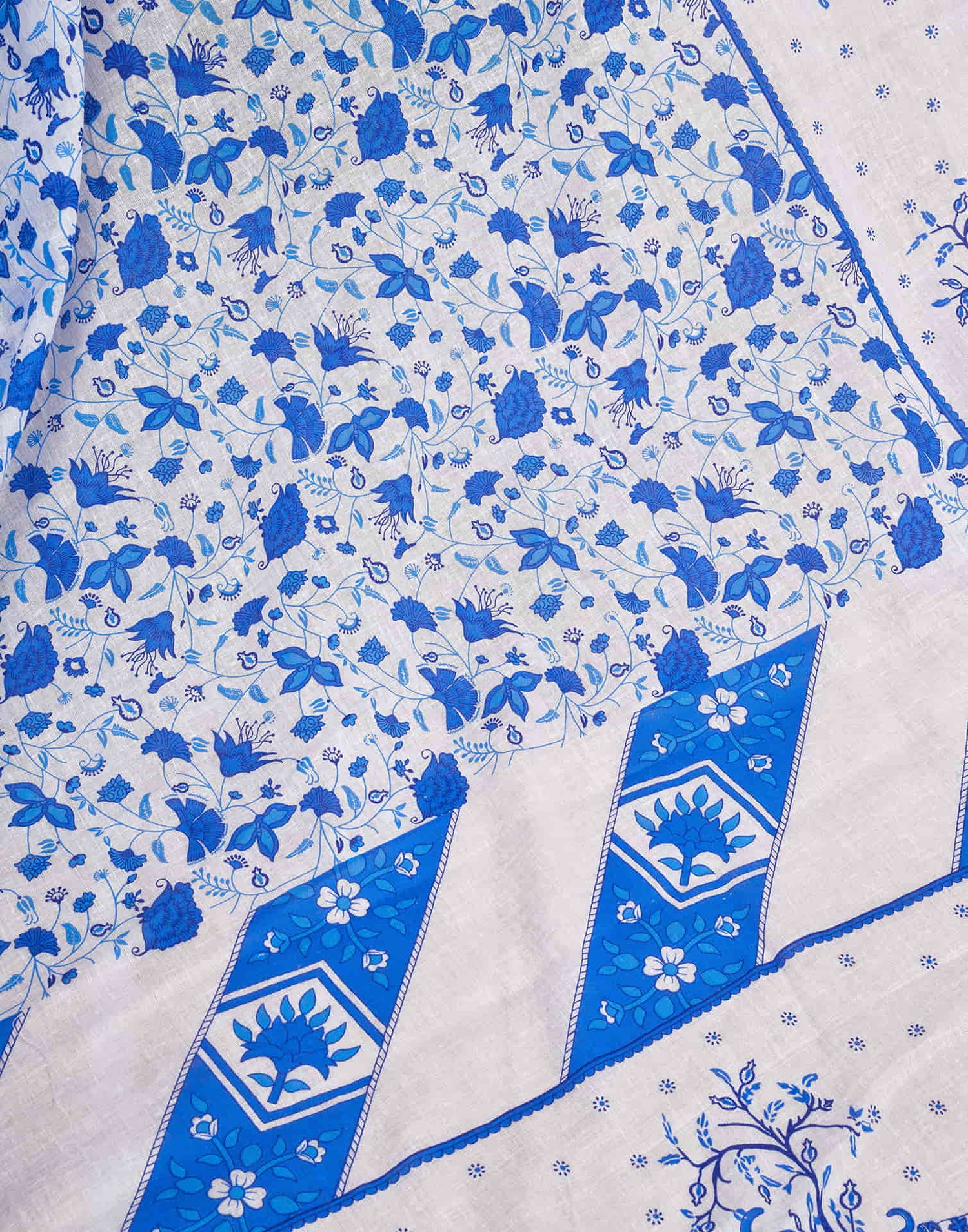 Ready To Wear White Pure Cotton Floral Printed Saree With Pocket