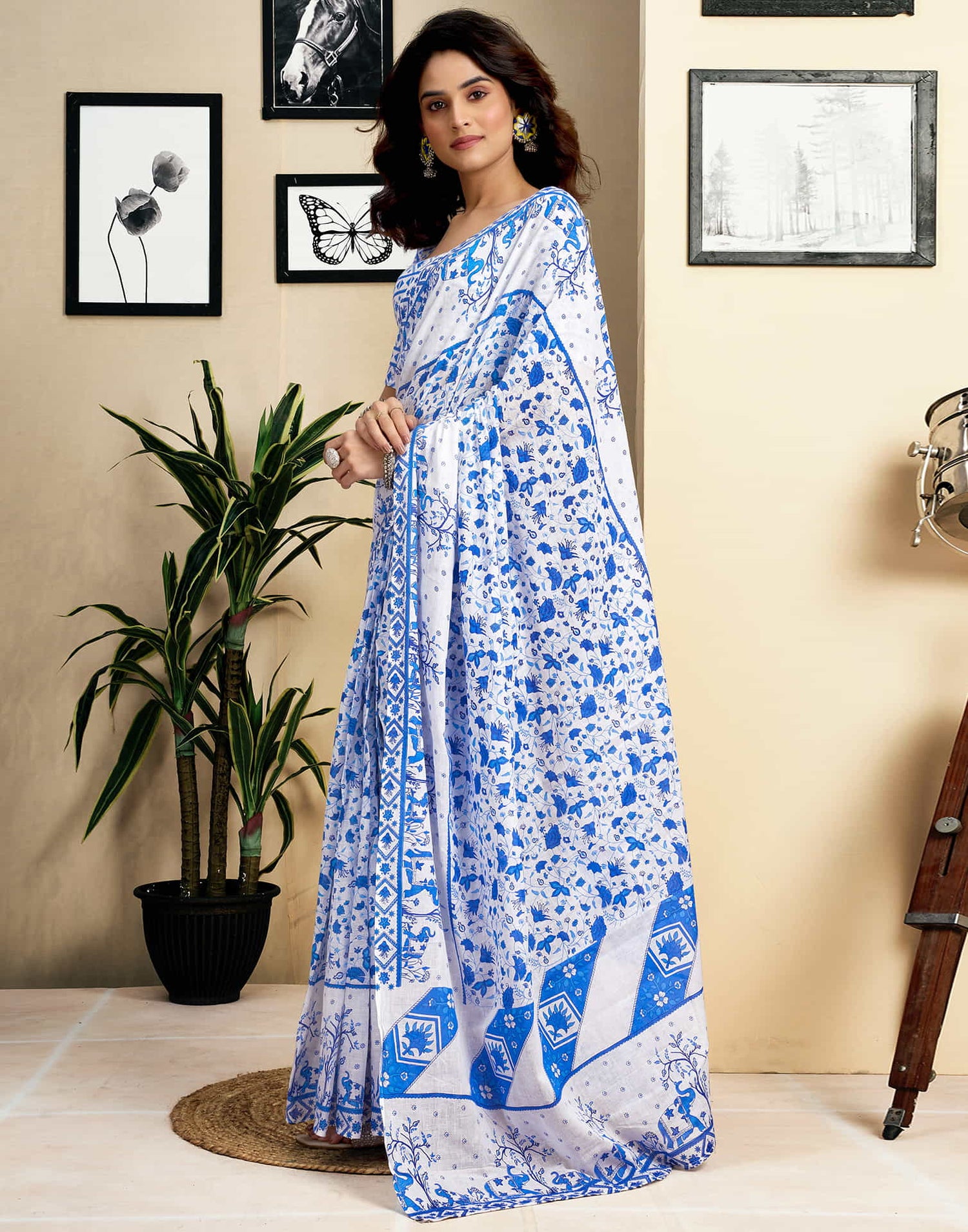 Ready To Wear White Pure Cotton Floral Printed Saree With Pocket