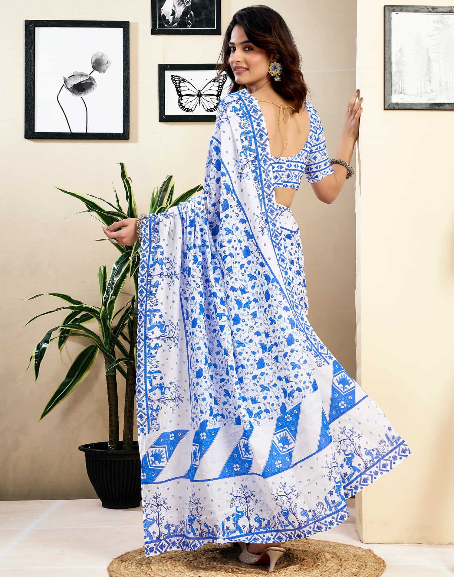 Ready To Wear White Pure Cotton Floral Printed Saree With Pocket