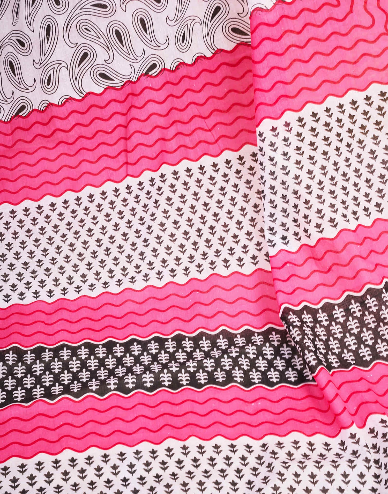 Ready To Wear White Pure Cotton Printed Saree With Pocket