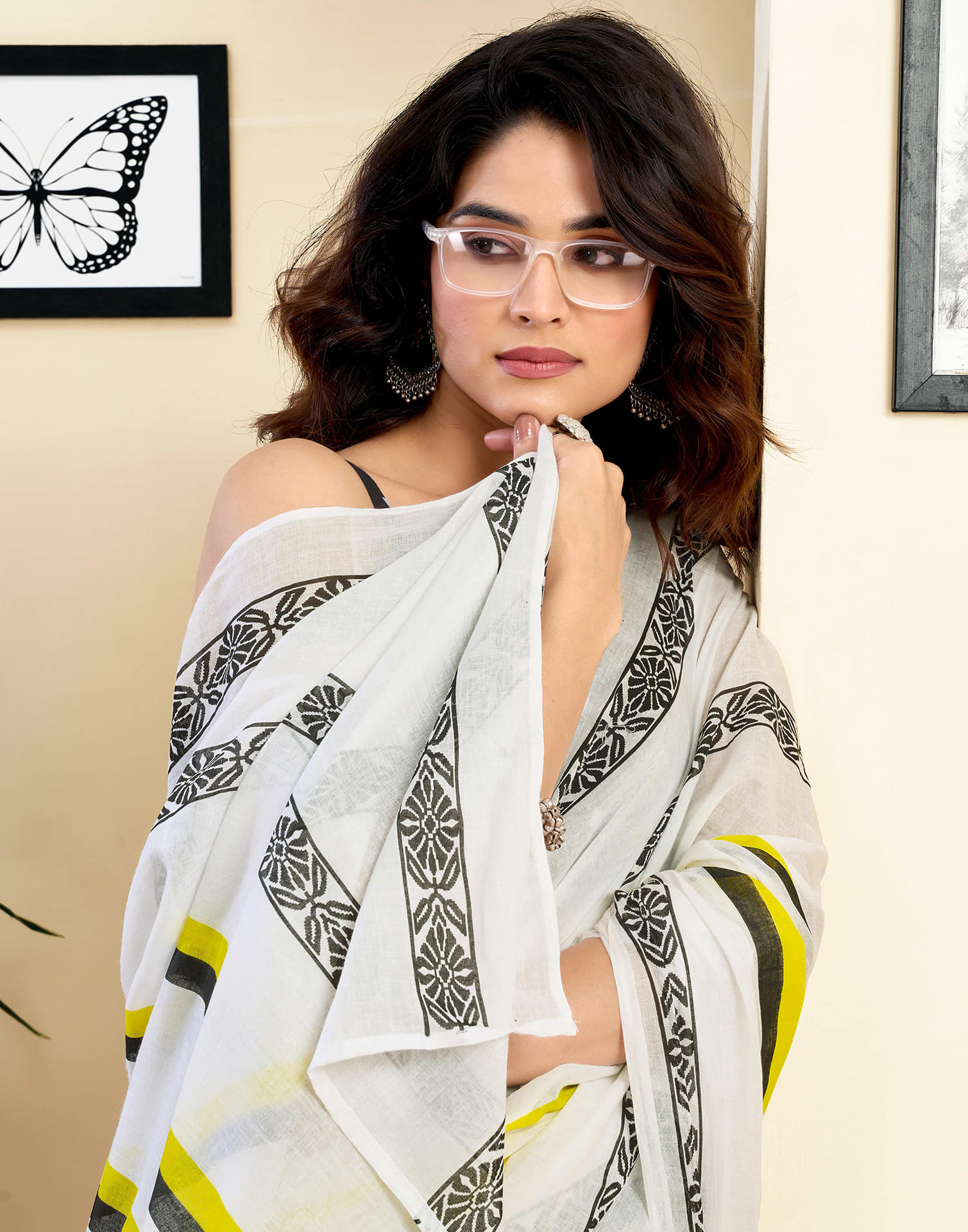 Ready To Wear White Pure Cotton Printed Saree With Pocket