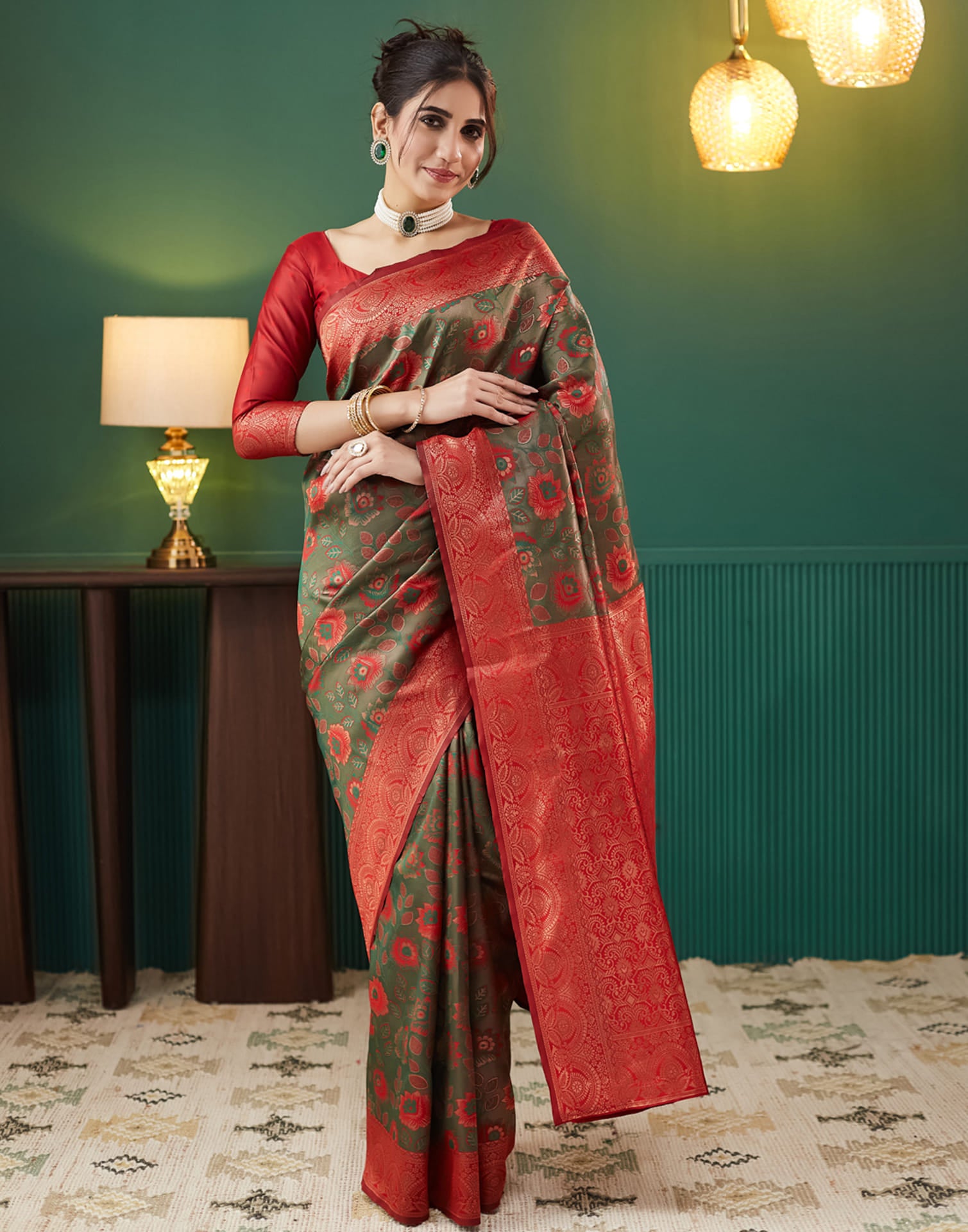 Green Silk Blend Woven Saree