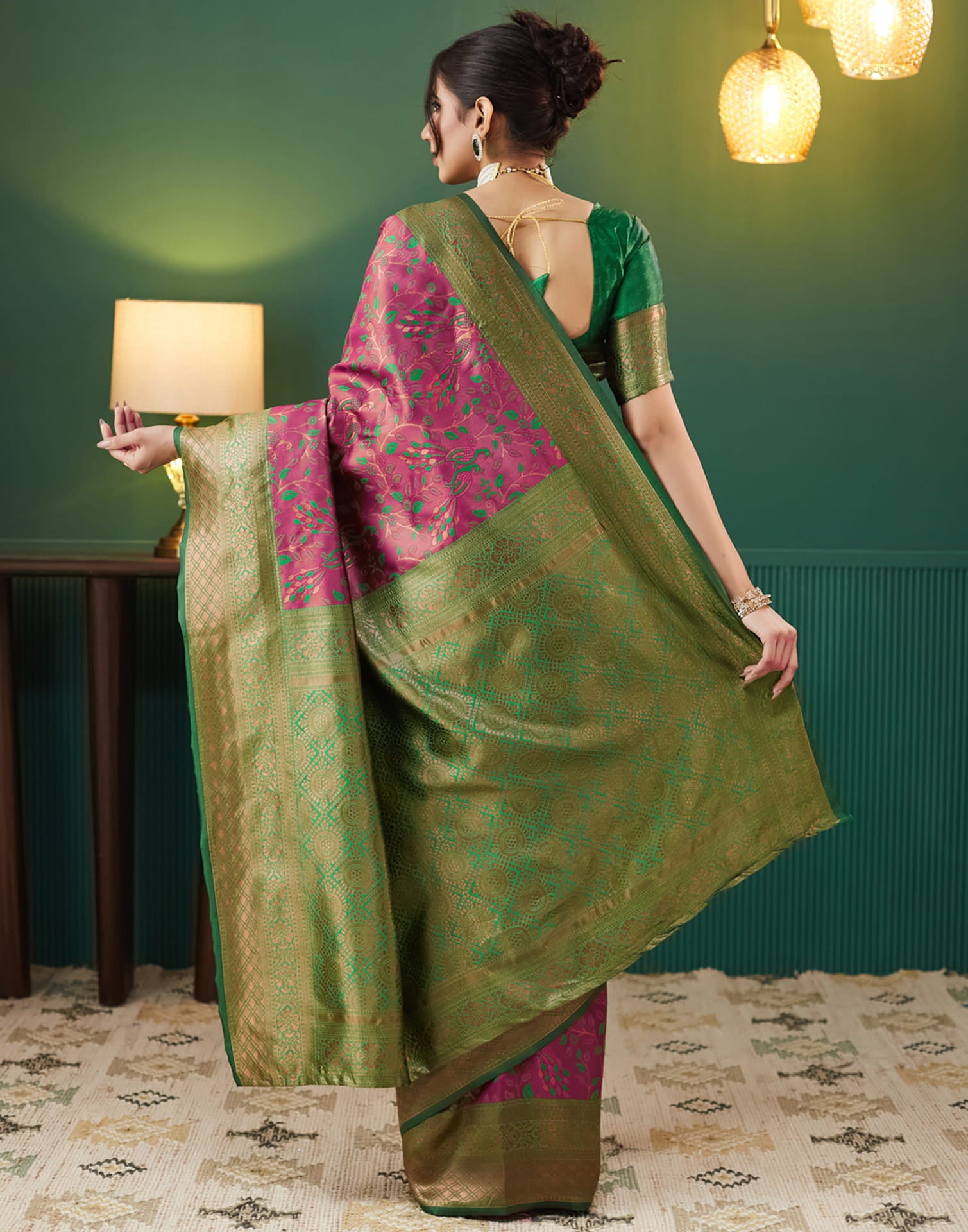 Pink Silk Blend Woven Saree