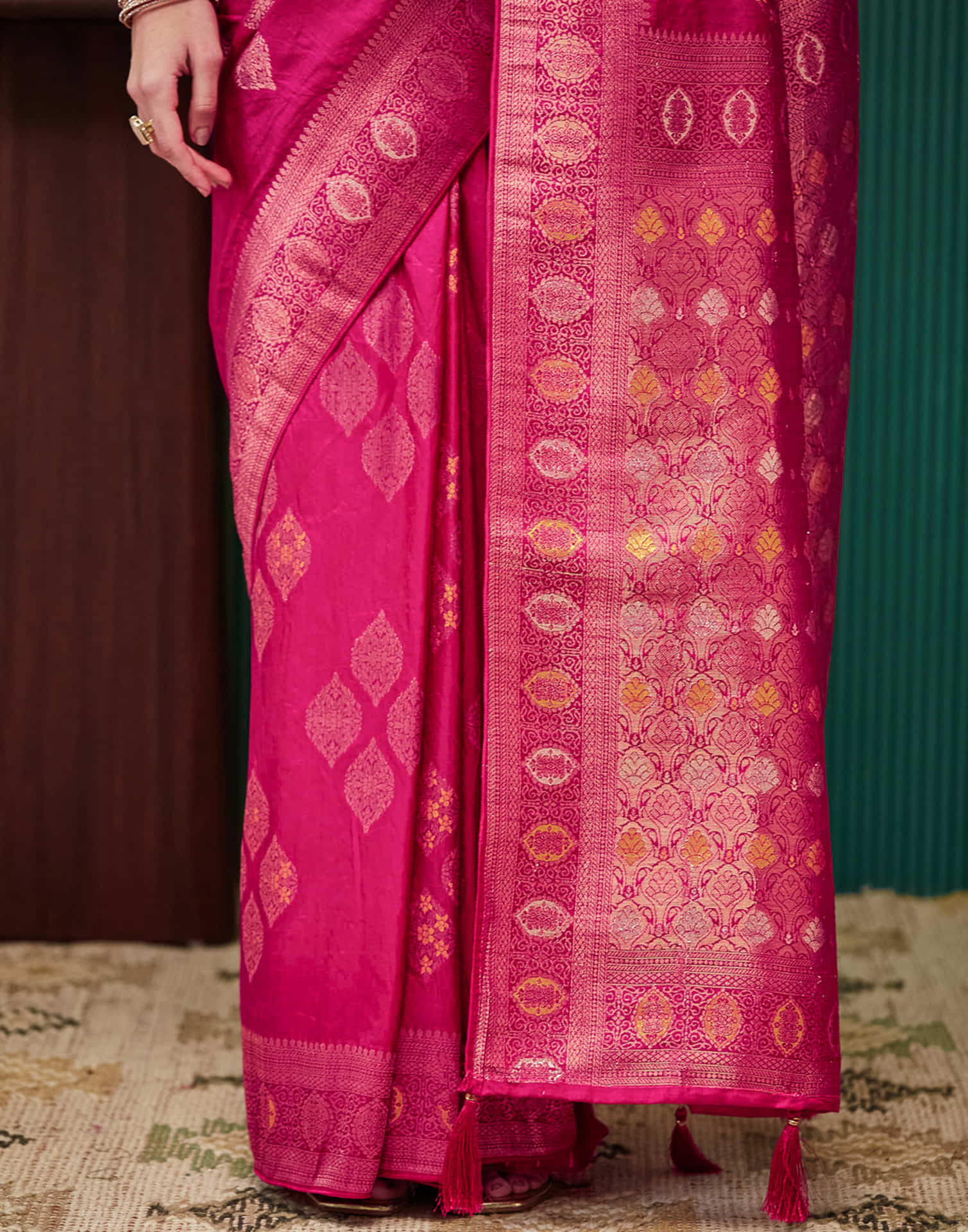 Rani Pink Silk Weaving Banarasi Saree