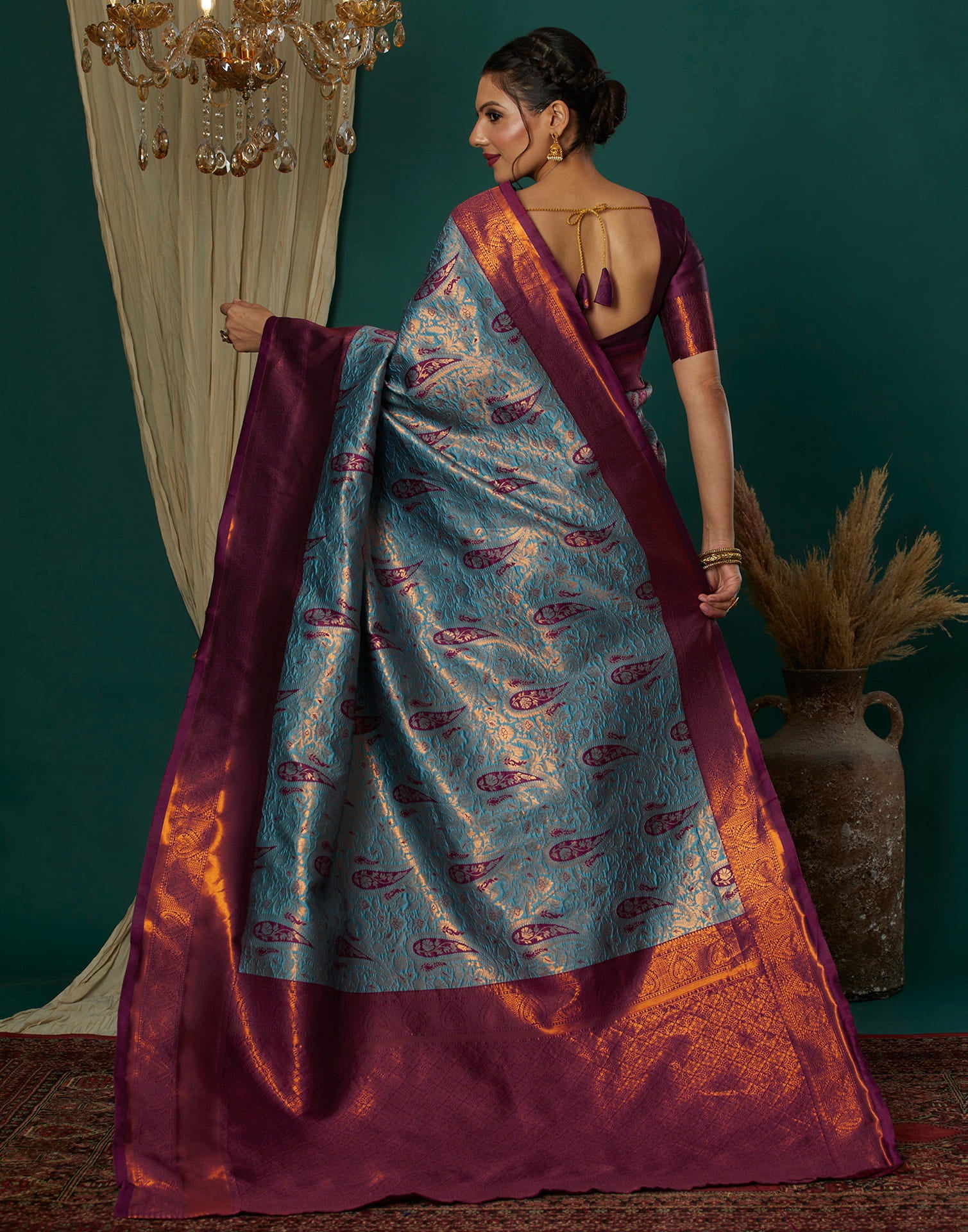 Blue Silk Blend Woven Saree