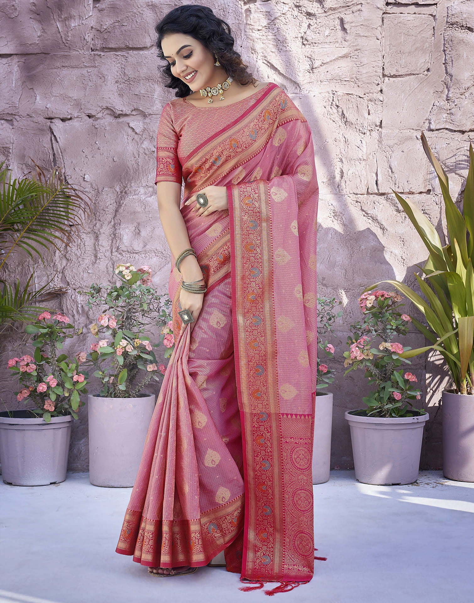 Pink Silk Blend Woven Saree