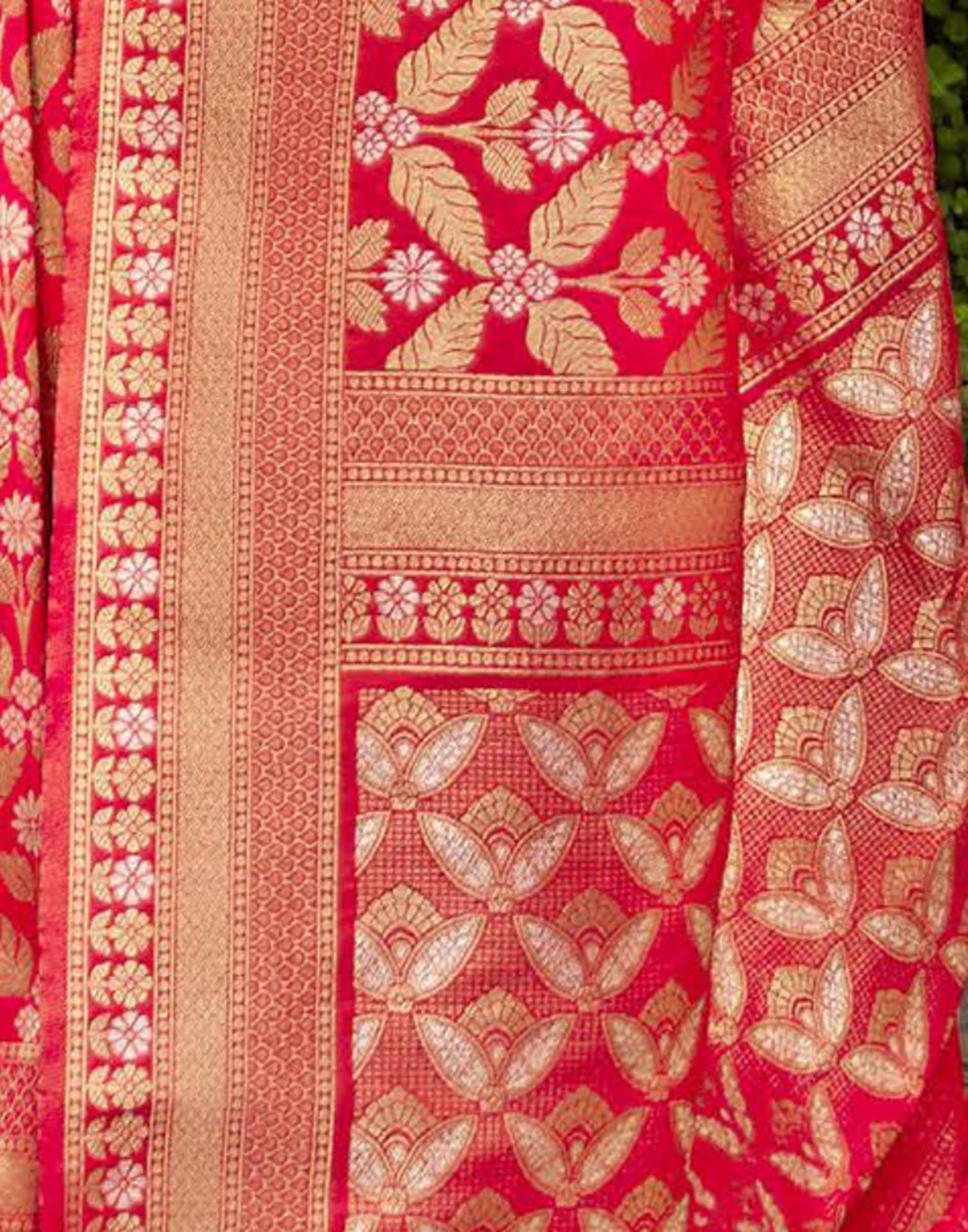 Red Silk Blend Woven Banarasi Saree