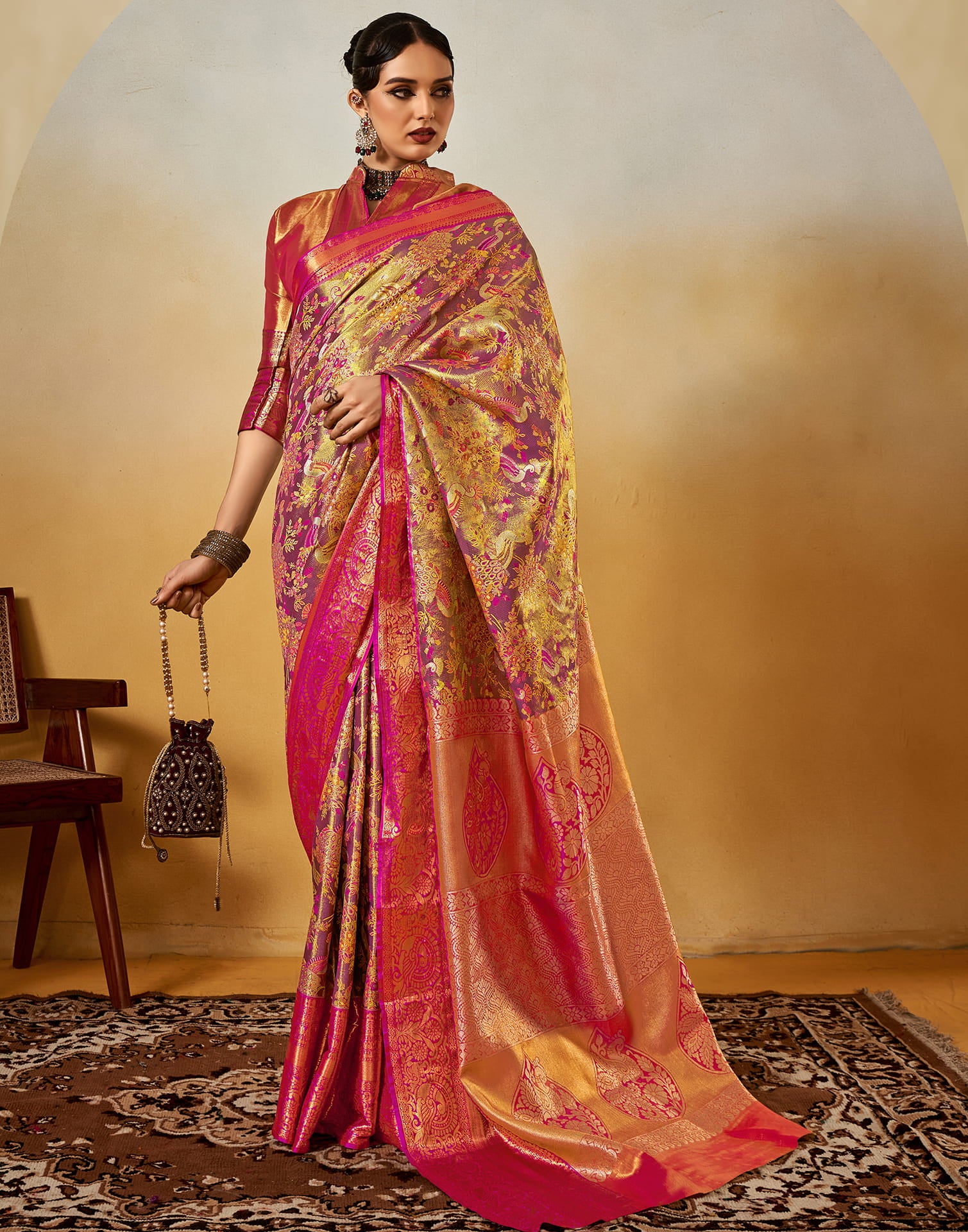 Red Silk Woven Woven Saree