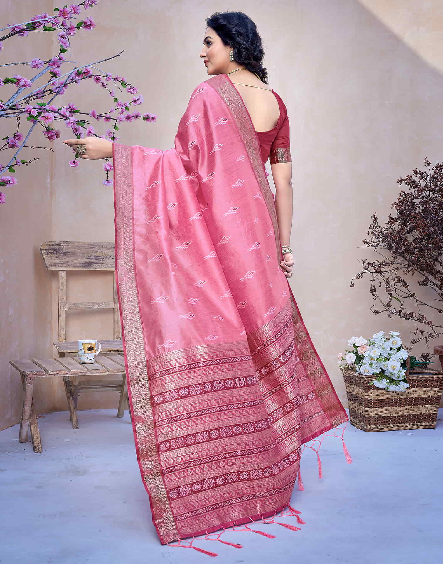 Pink Silk Woven Banarasi Saree