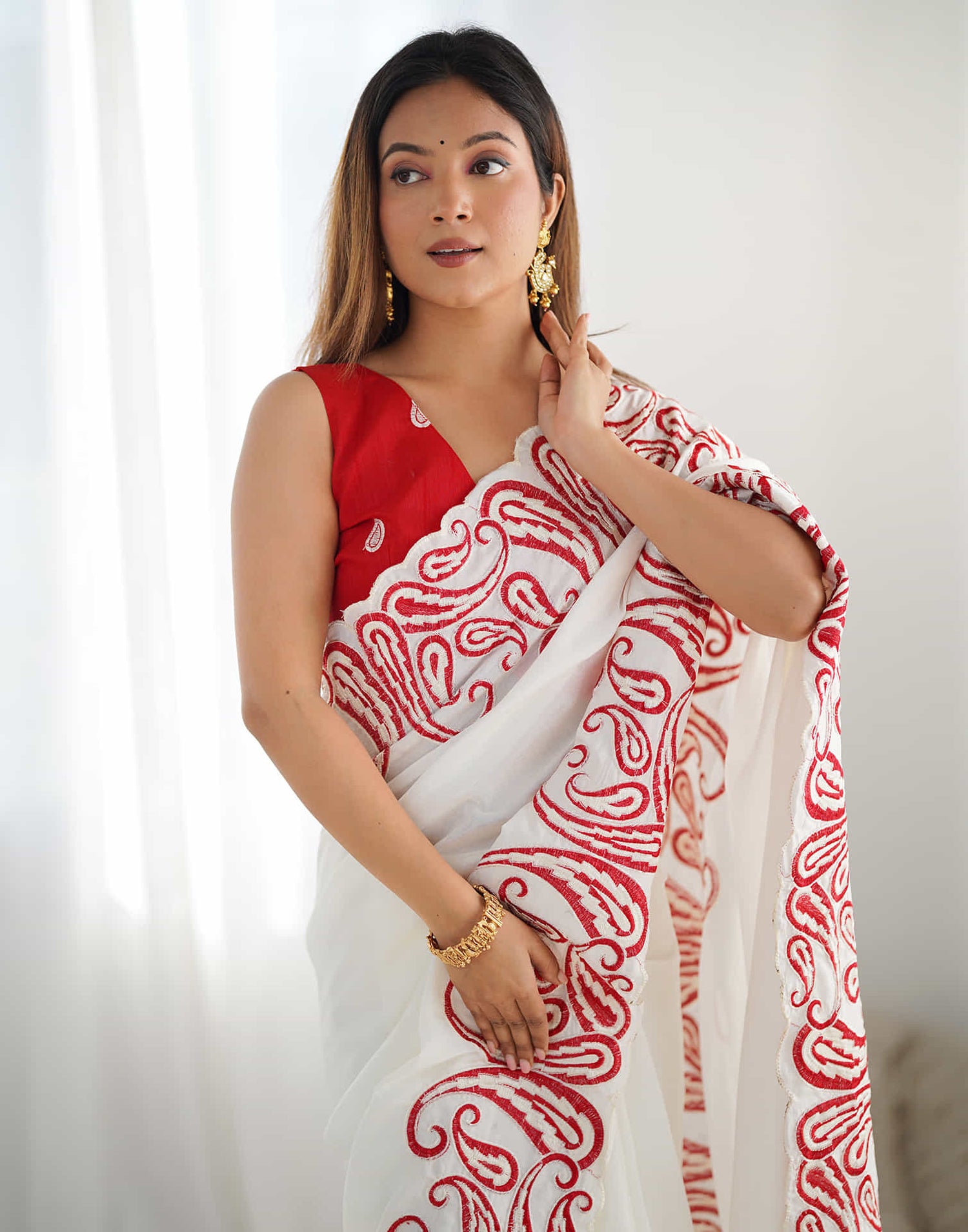 White Silk Embroidery Saree