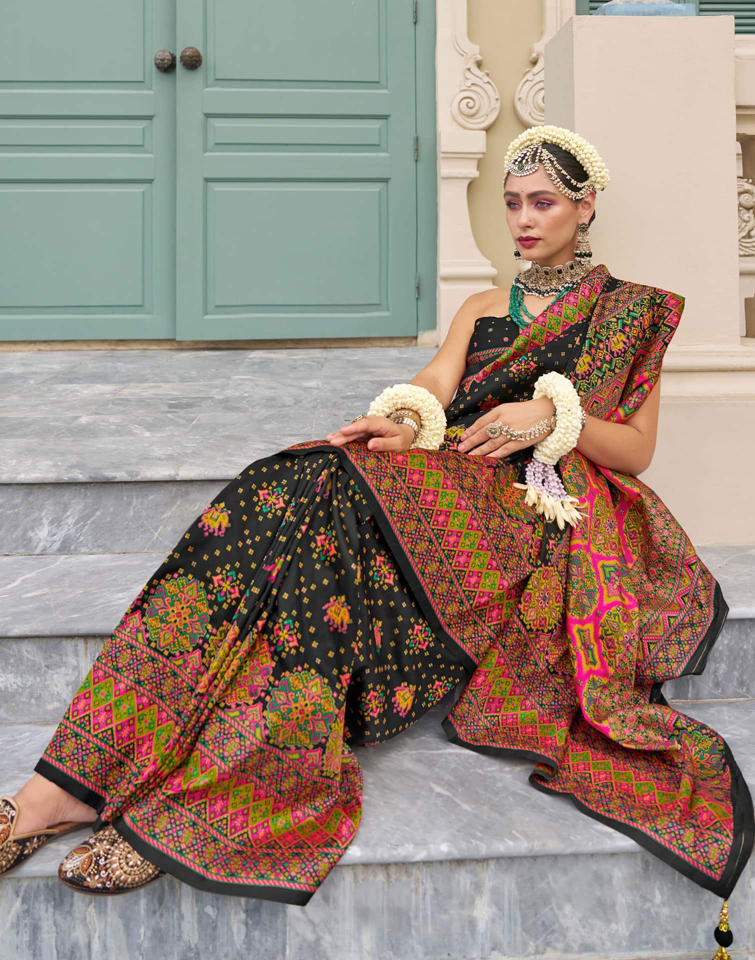 Black Silk Weaving Saree