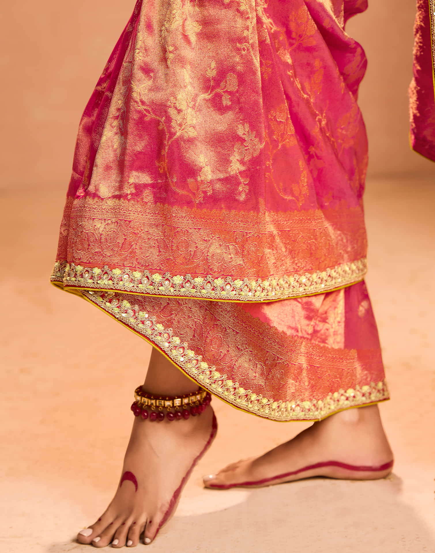 Rani Pink Silk Weaving Kanjivaram Saree