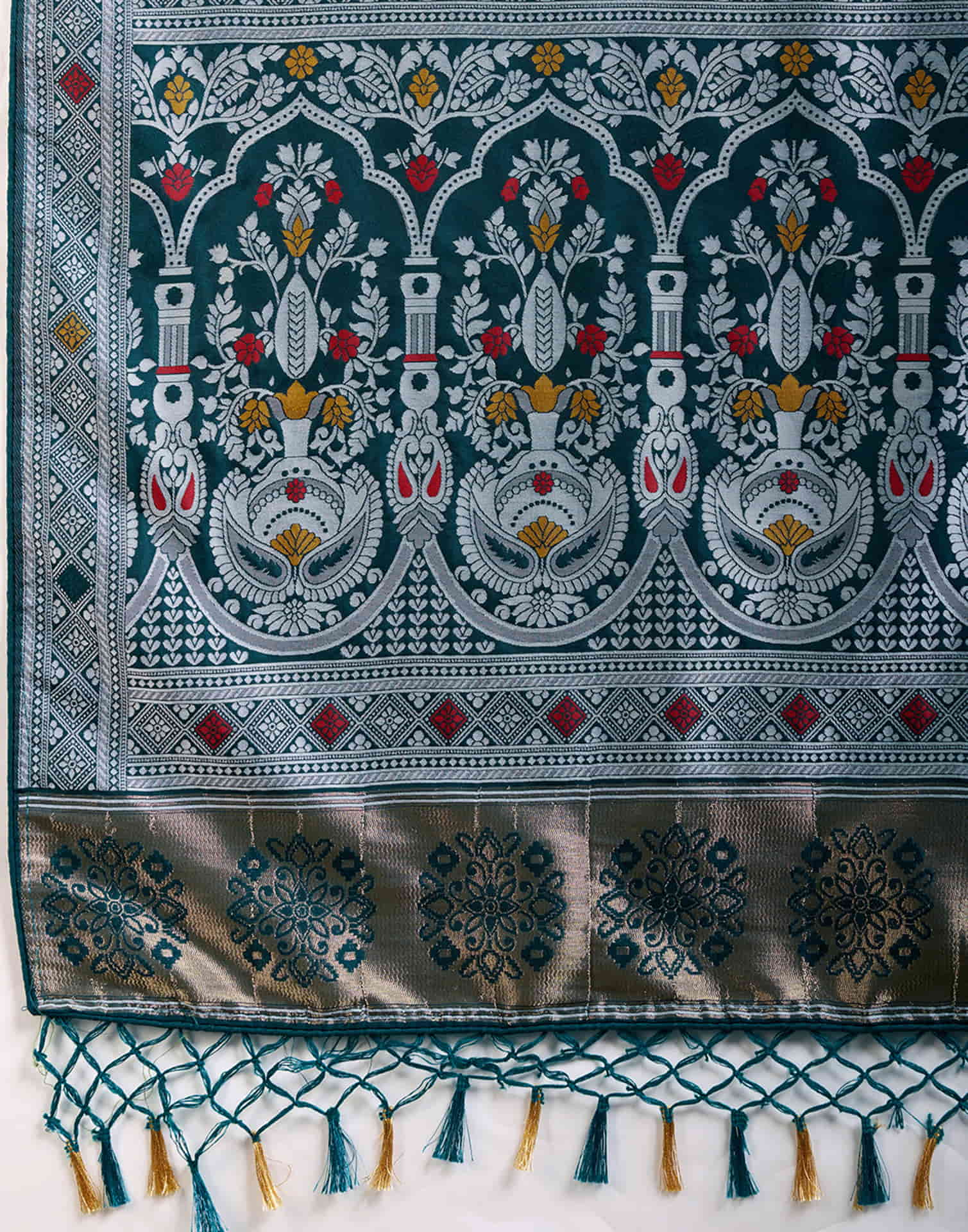 Rama Green Silk Woven Banarasi Saree
