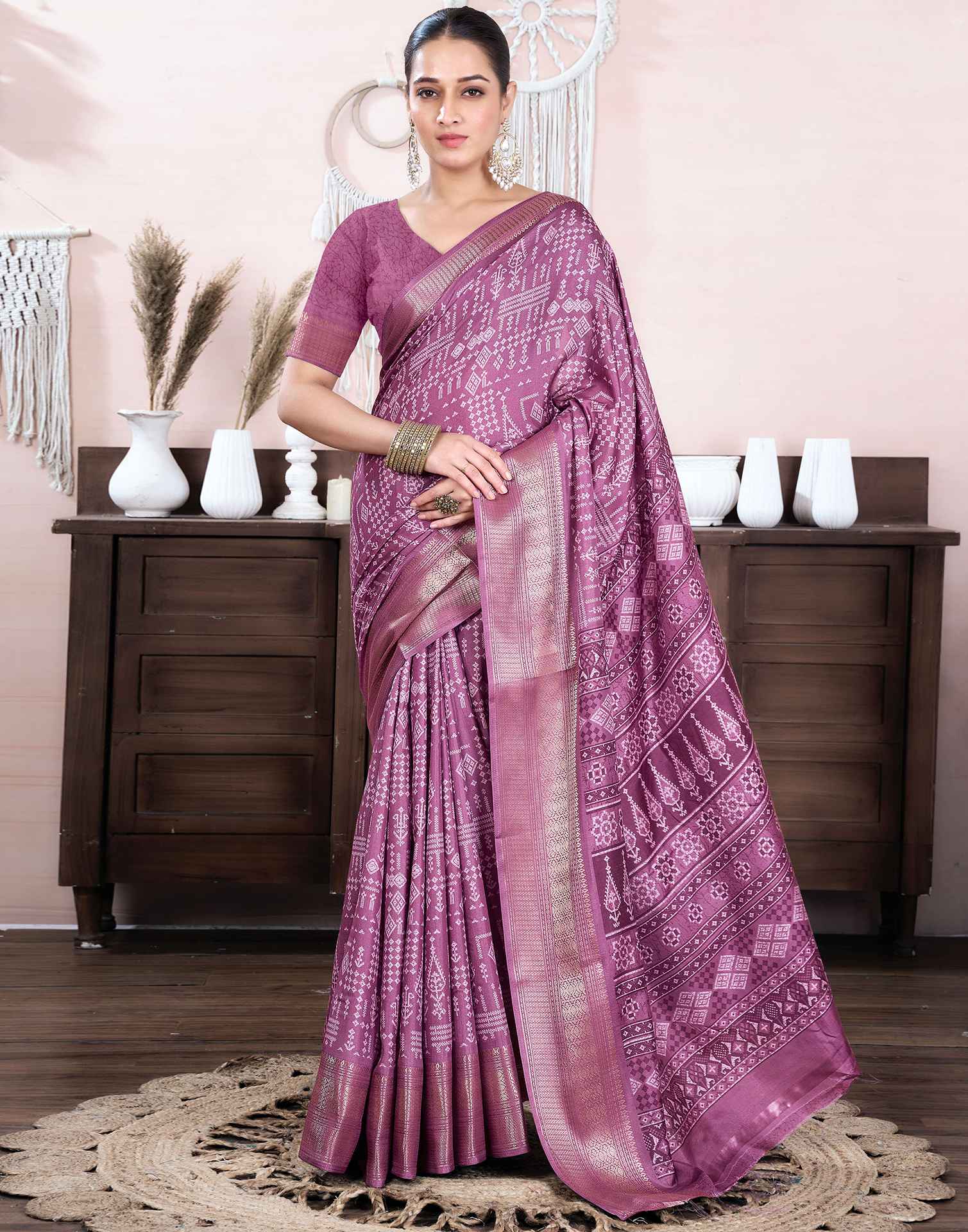 Dusty Purple Dola Silk Floral Printed Saree