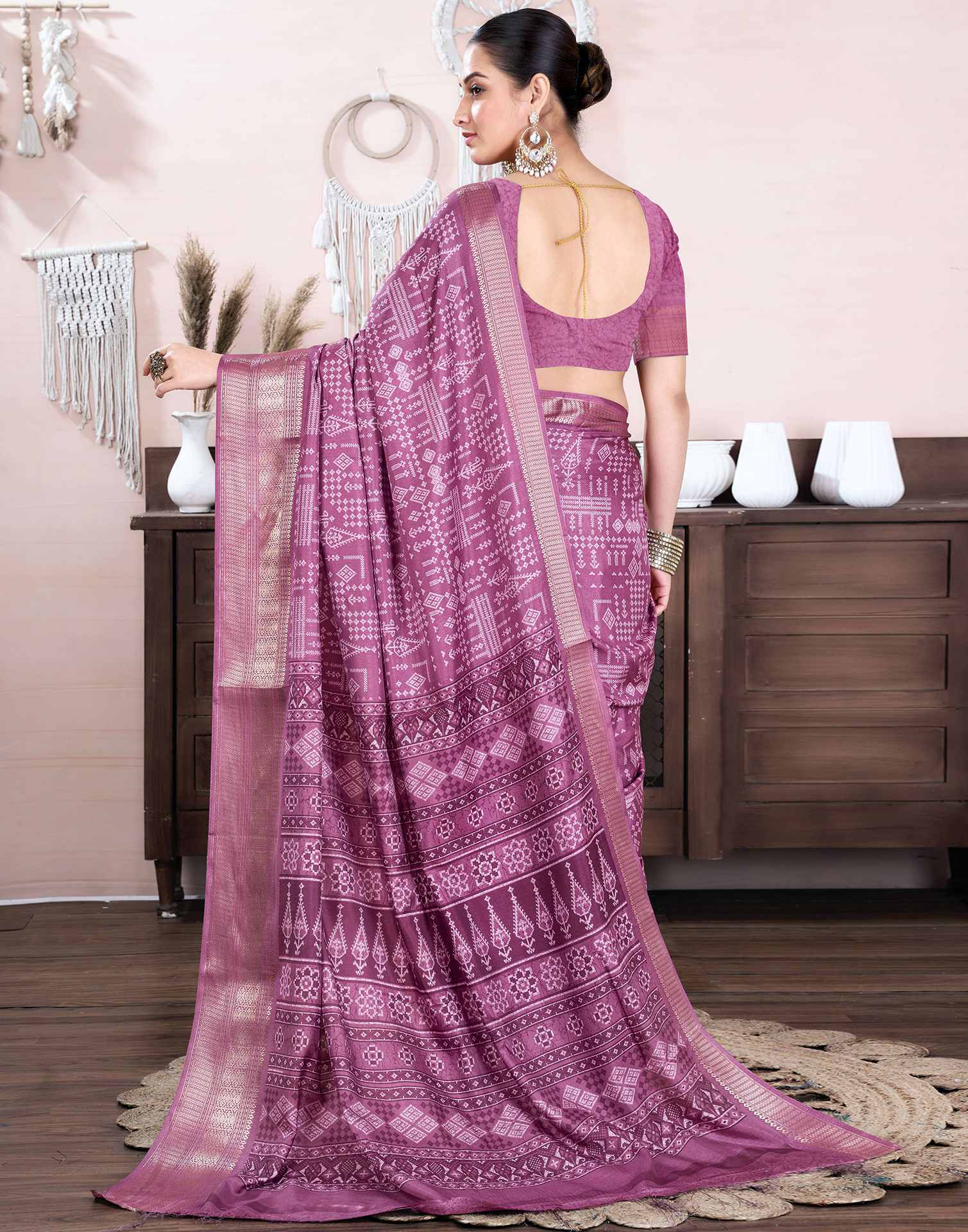 Dusty Purple Dola Silk Floral Printed Saree